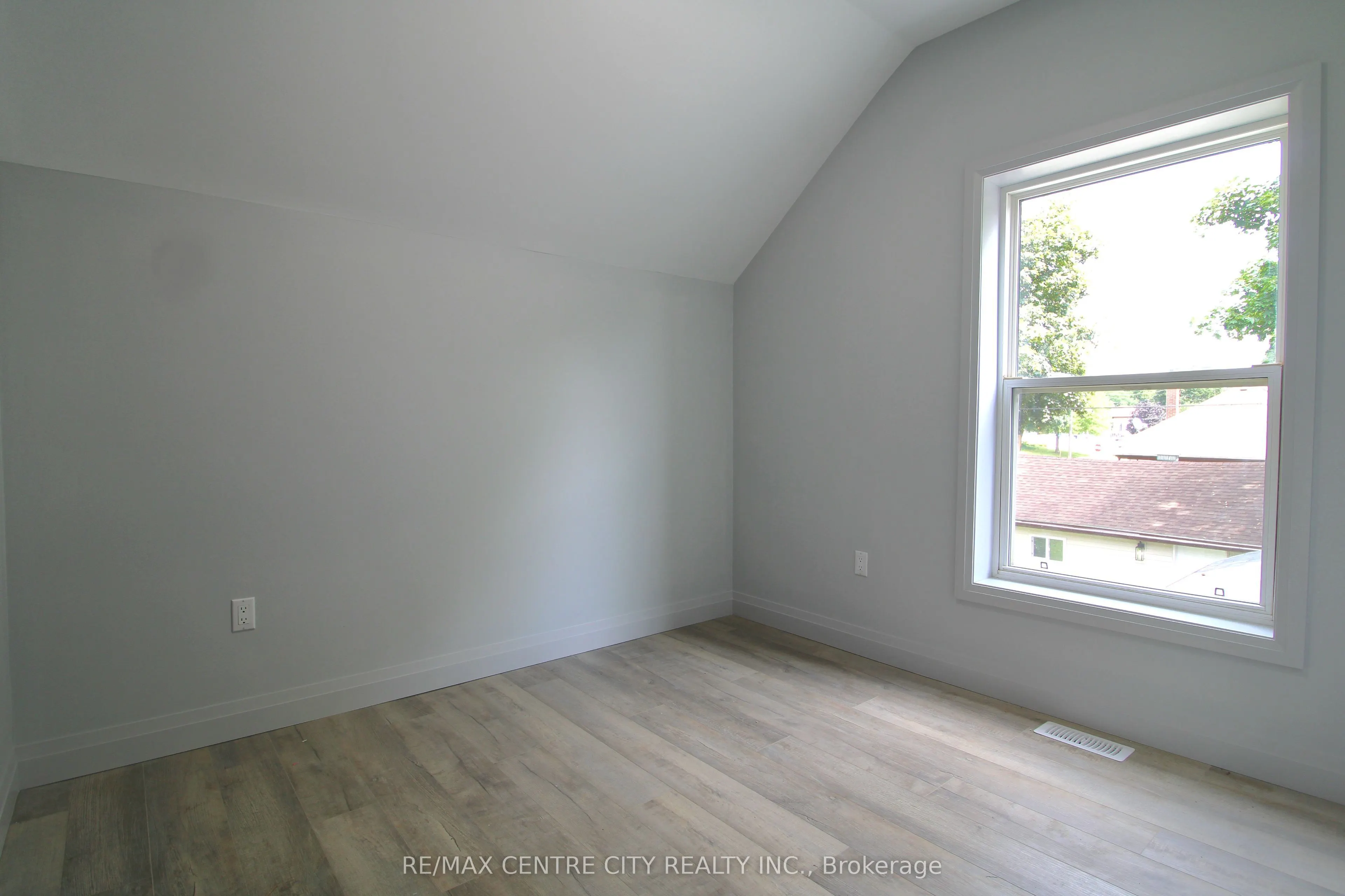 118 Delaware Street
