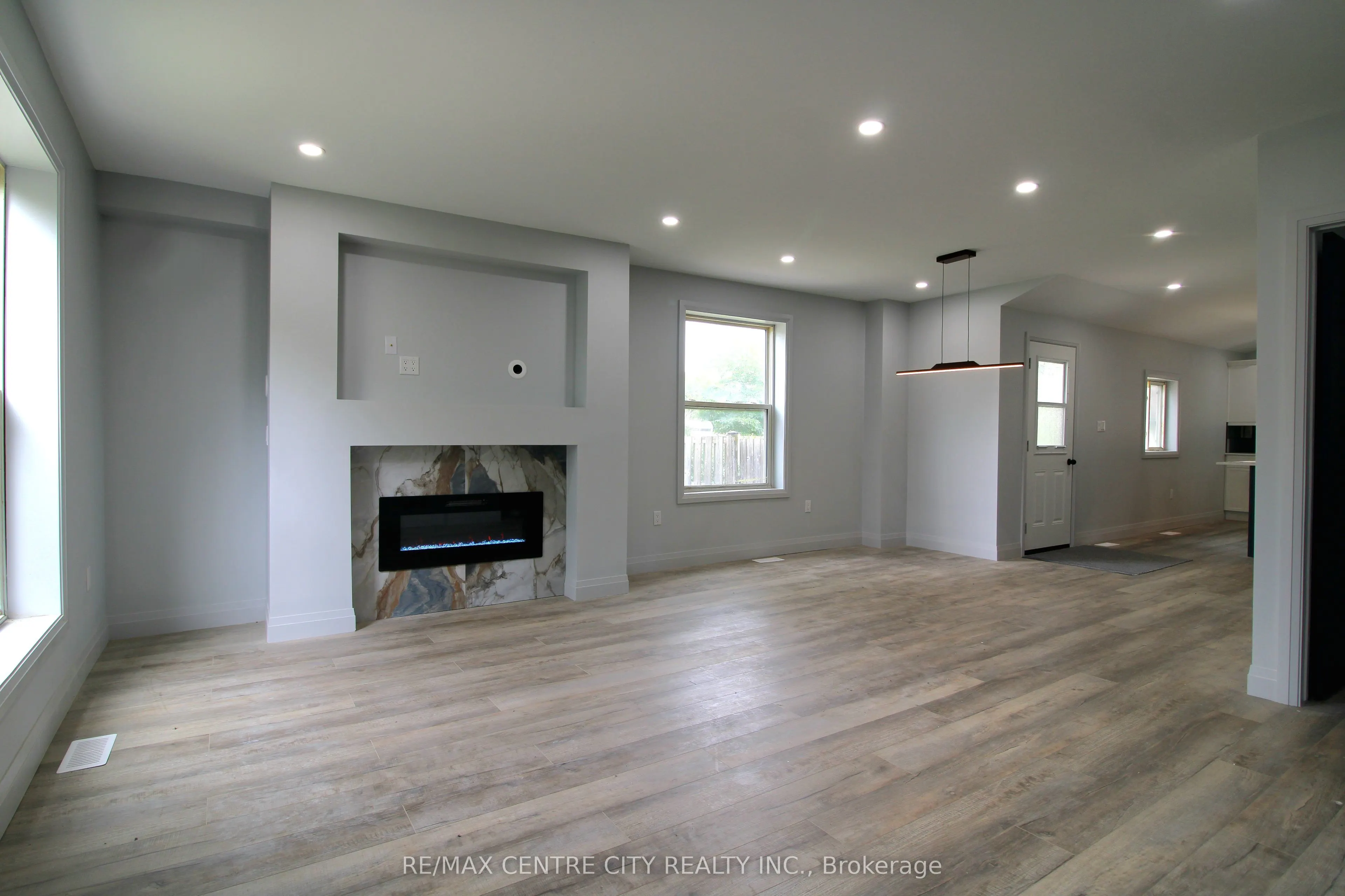 118 Delaware Street