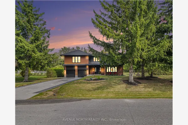 19 newland Drive E