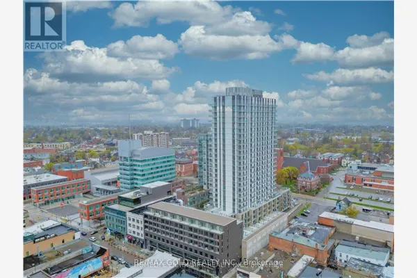 55 Duke Street W