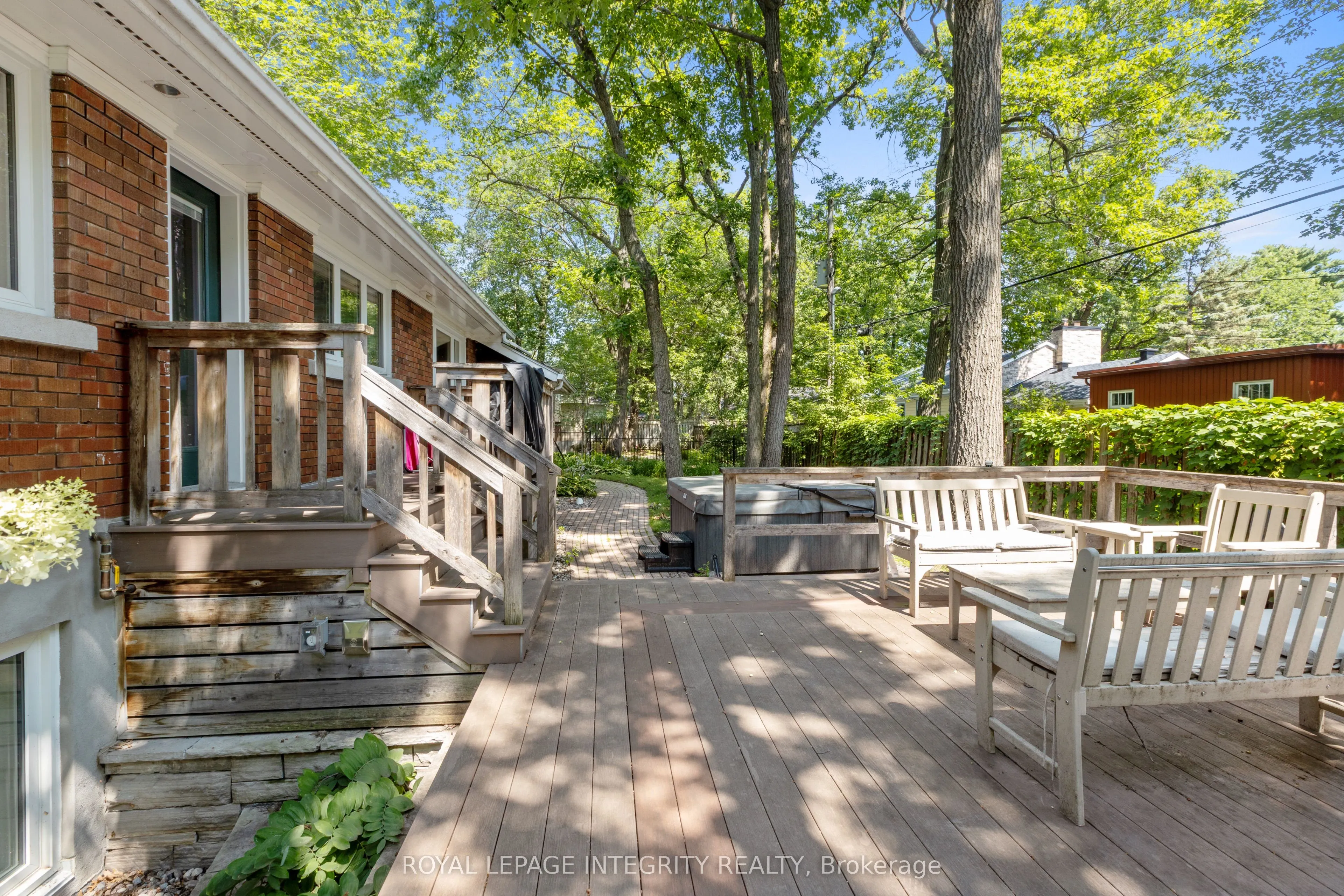2183 Woodcrest Road