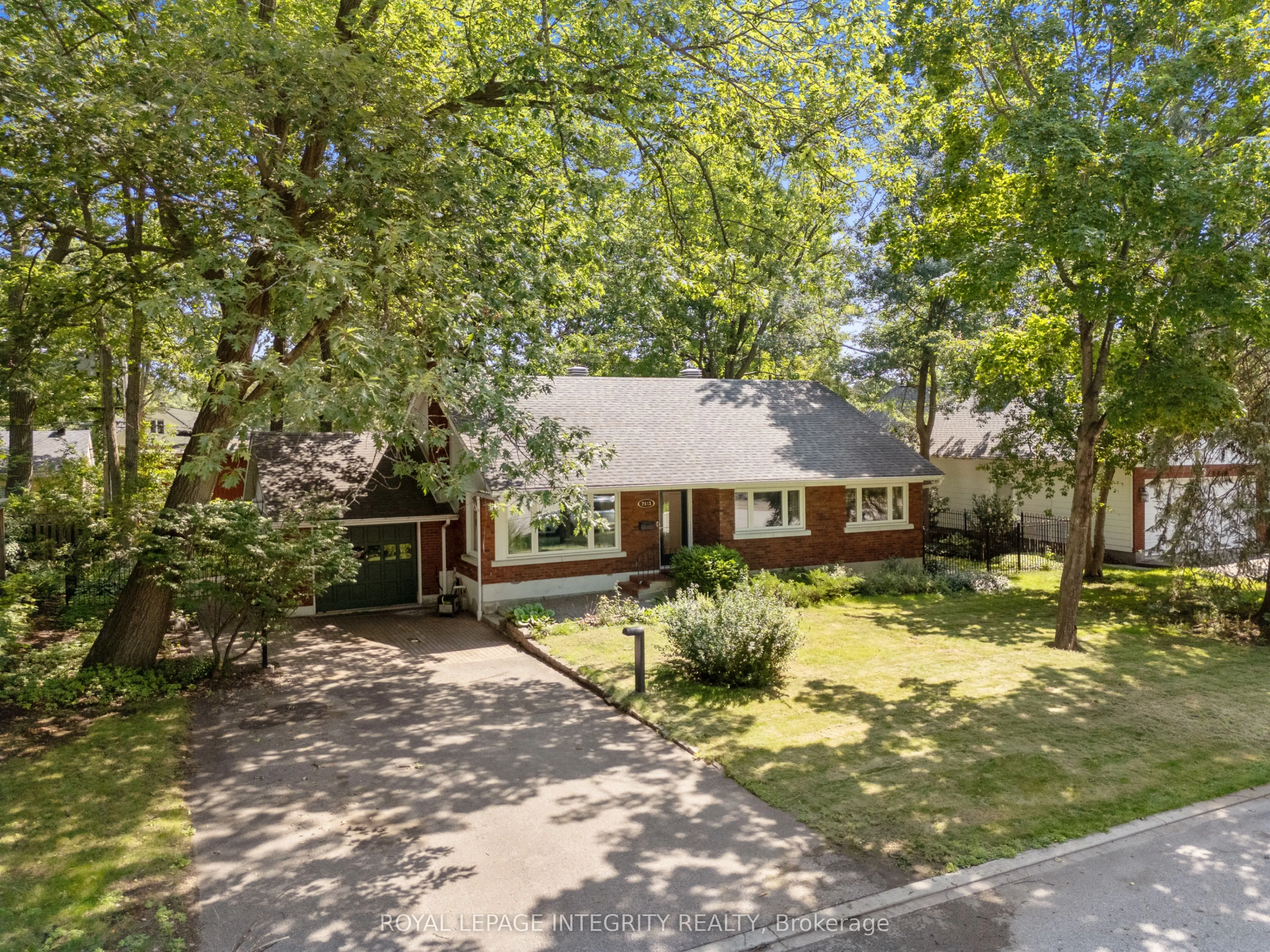 2183 Woodcrest Road