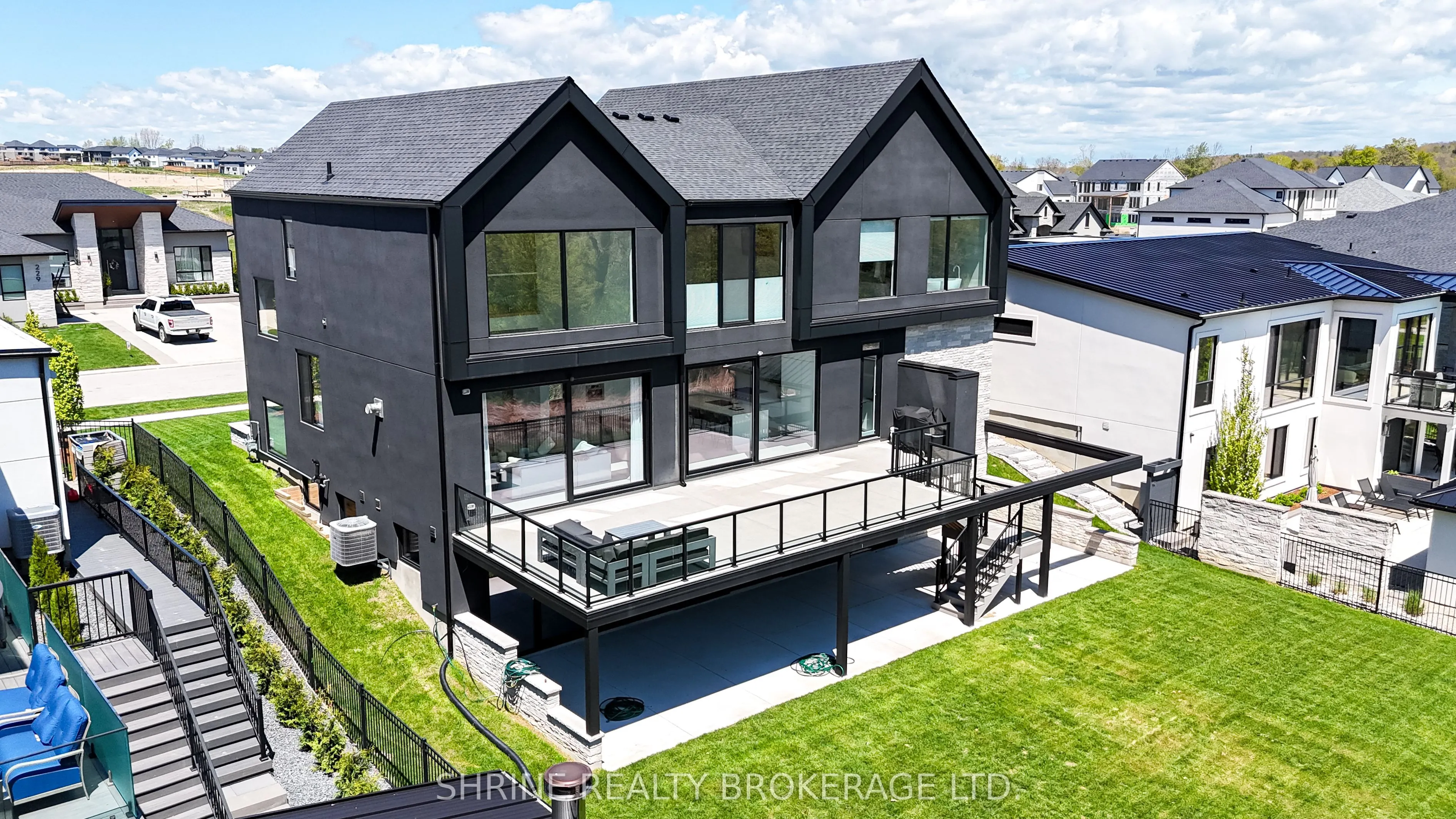 228 EDGEWATER Boulevard