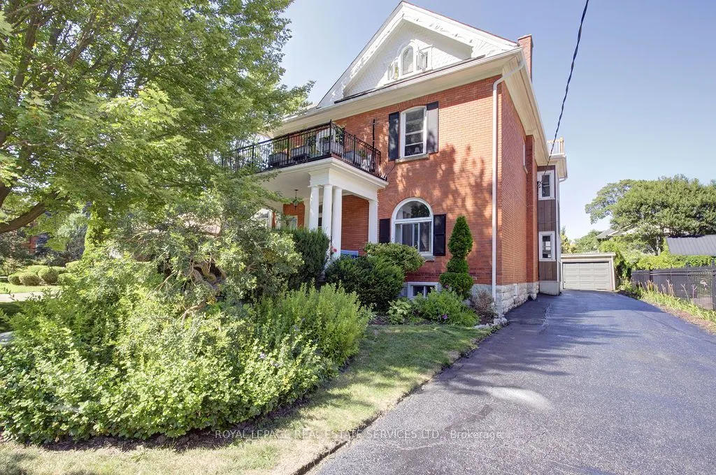 120 Hibernia Street
