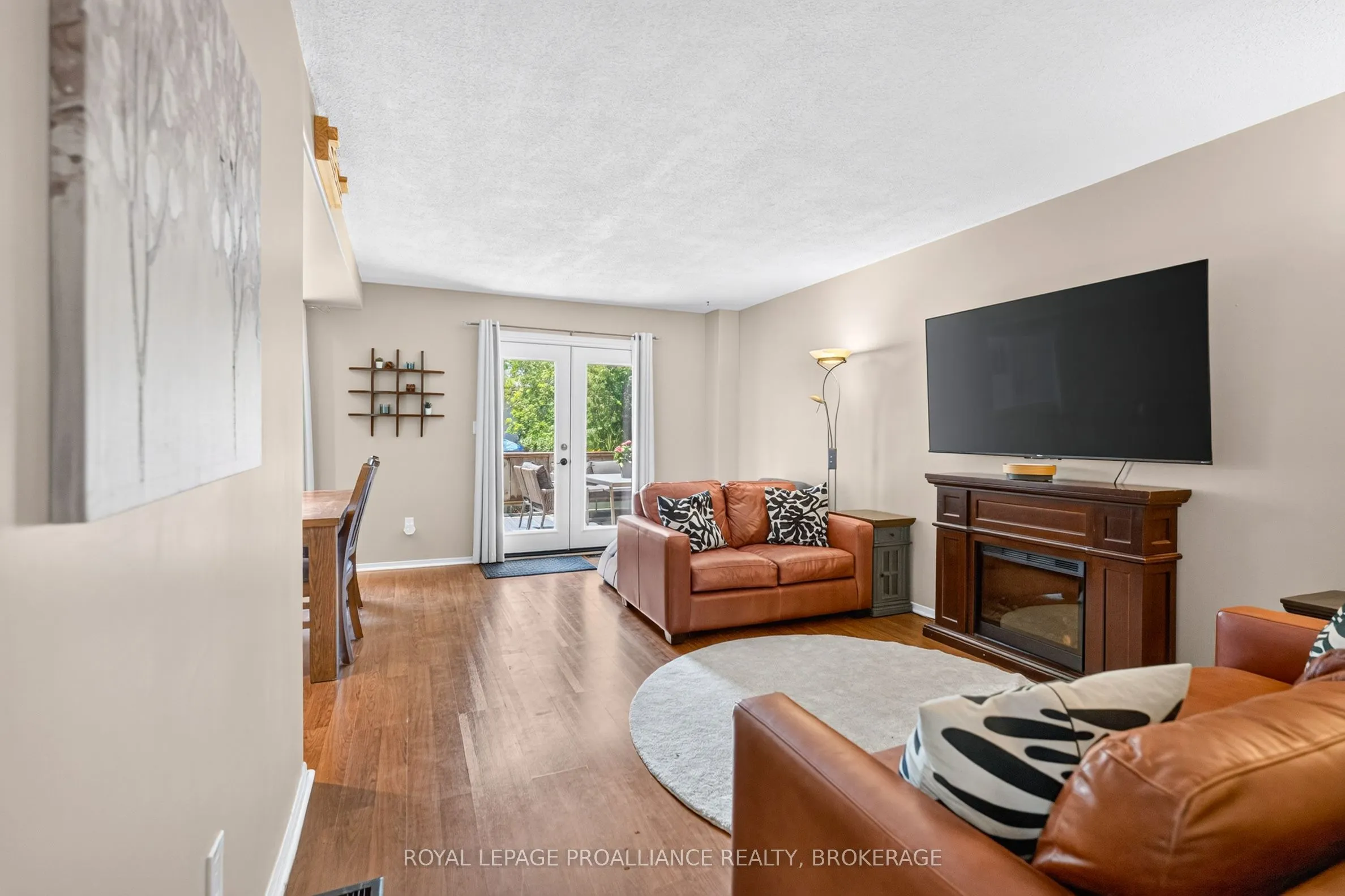 24 Balmoral Court