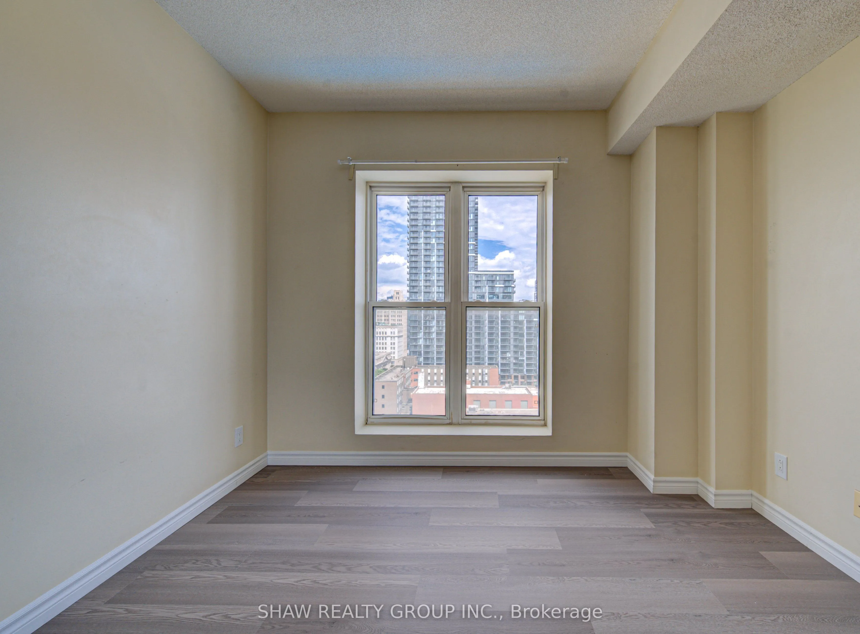 135 James Street S #1402