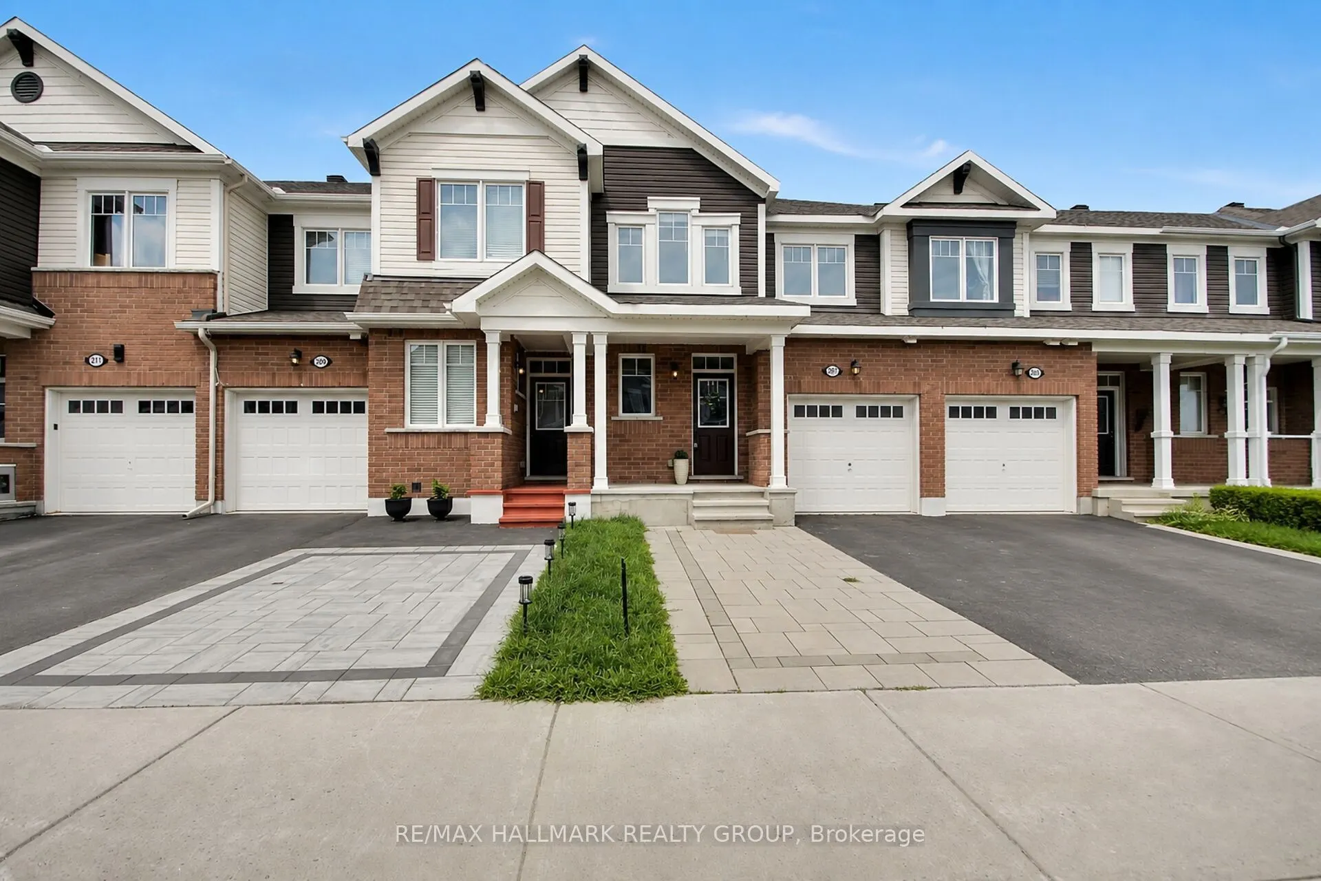 207 Willow Aster Circle