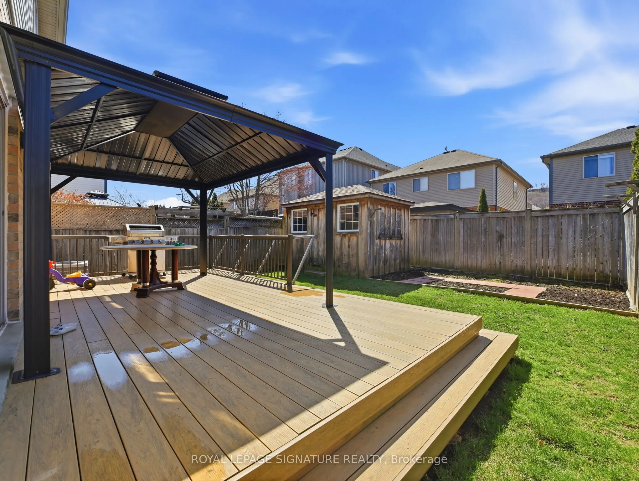 98 Willow Lane