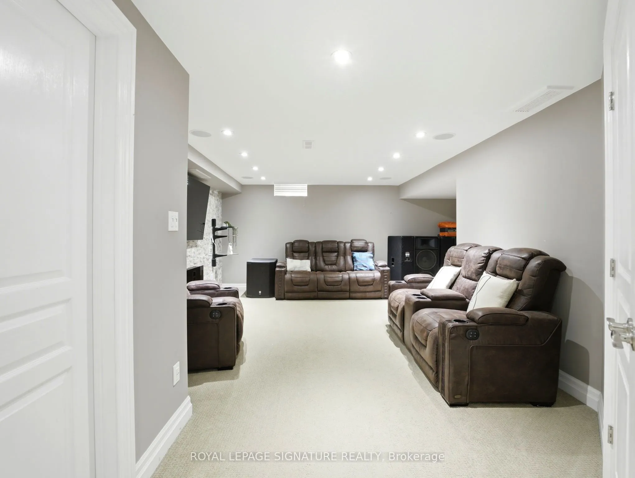 98 Willow Lane