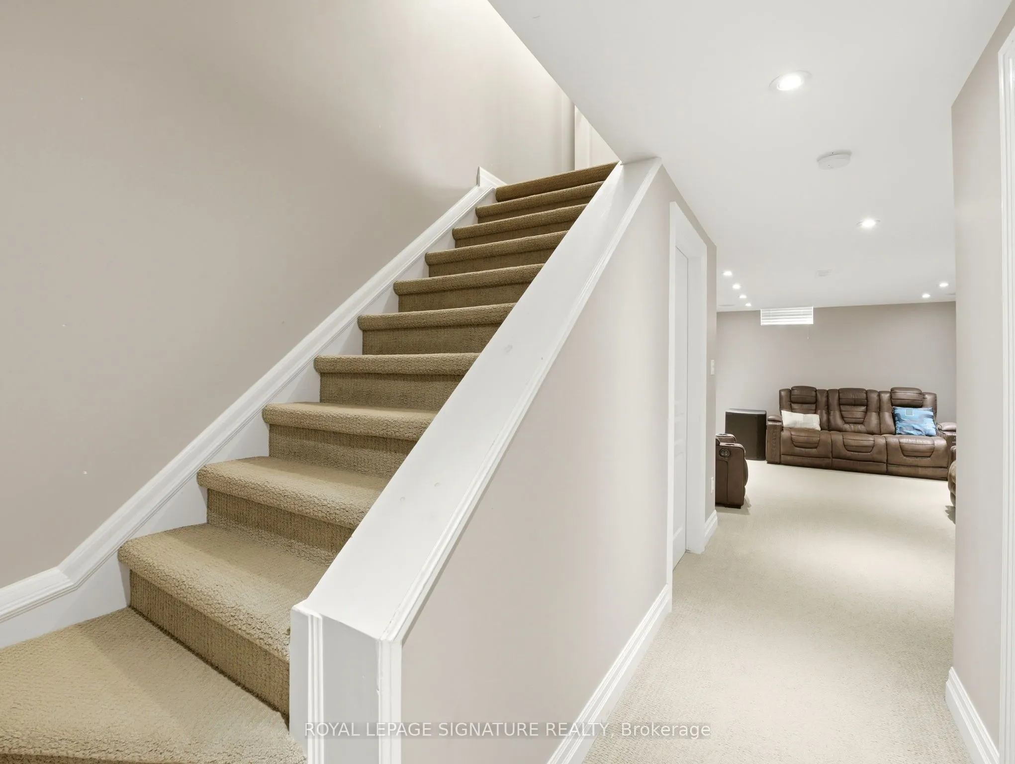 98 Willow Lane