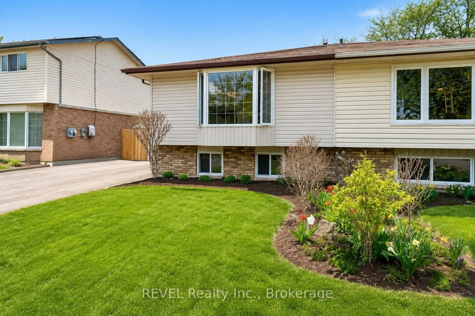 52 BULA Drive #UPPER