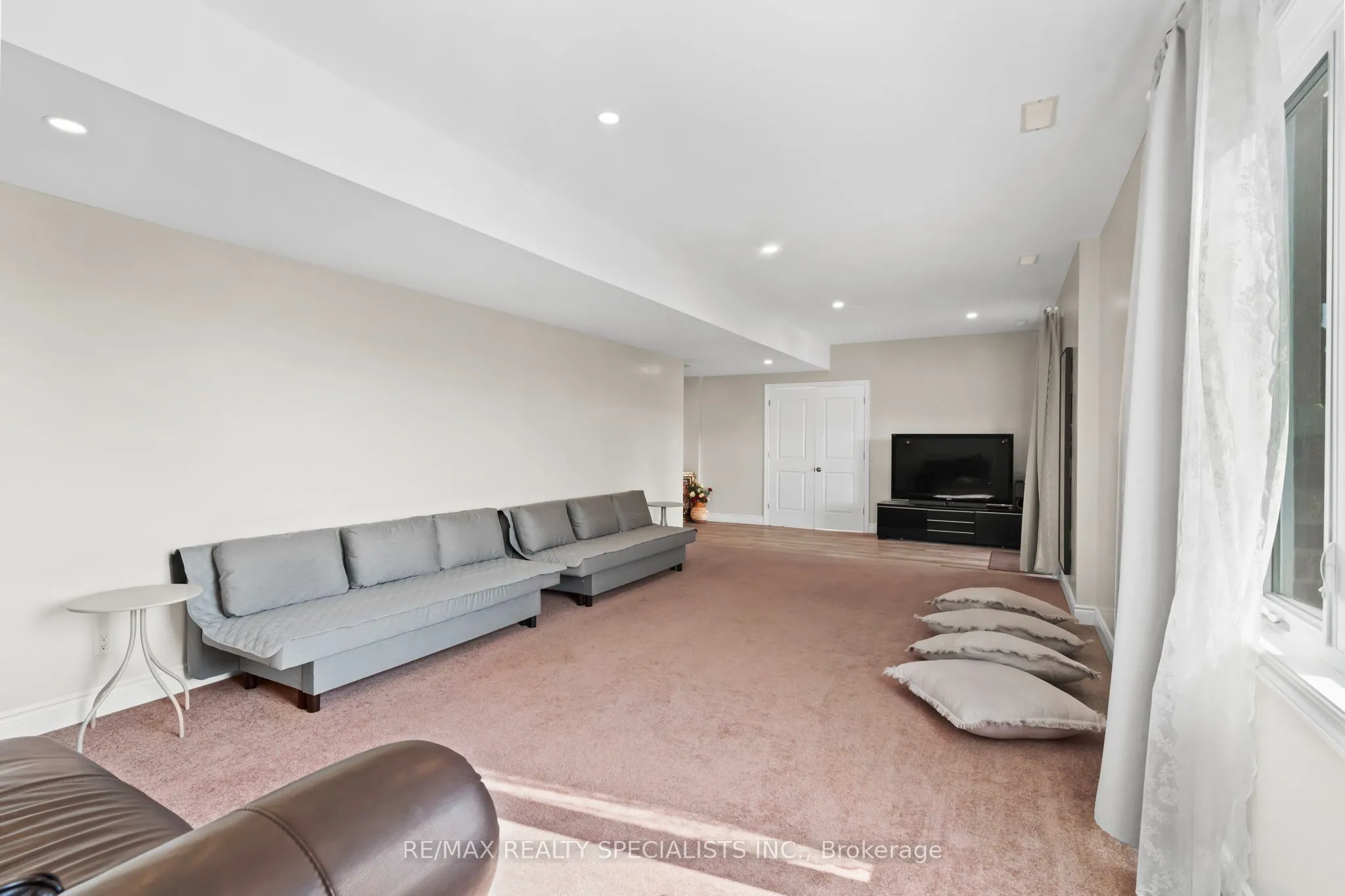 676378 Centre Road