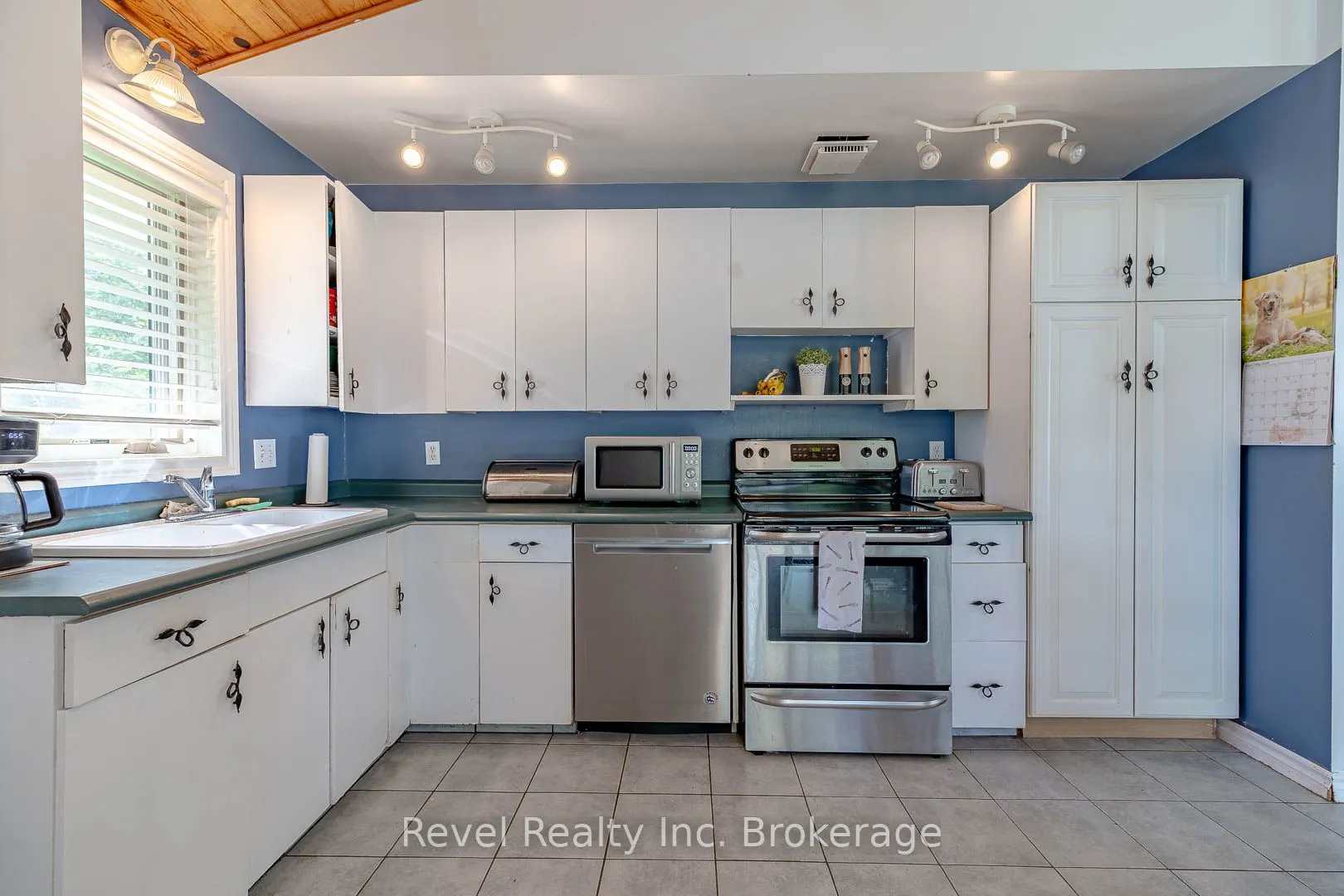 36 Tebby Boulevard