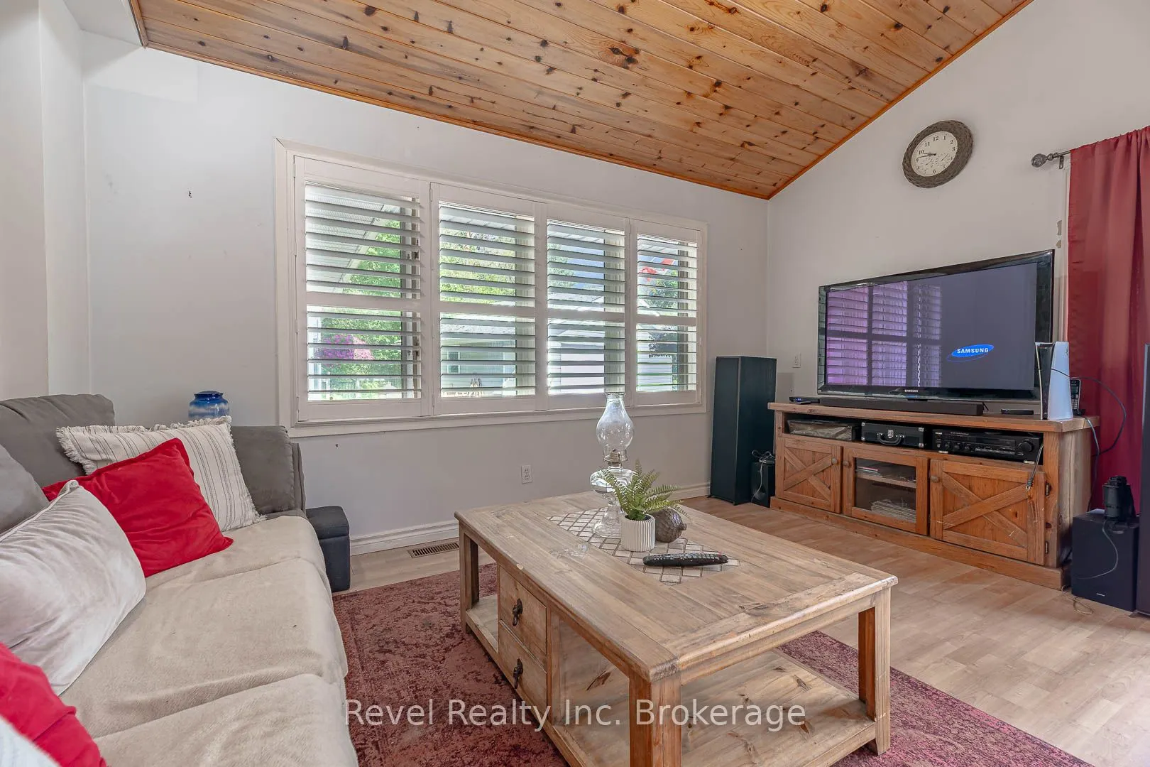 36 Tebby Boulevard
