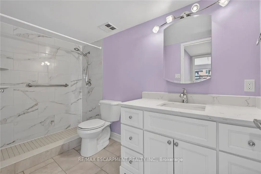 19 Lake Avenue S #303