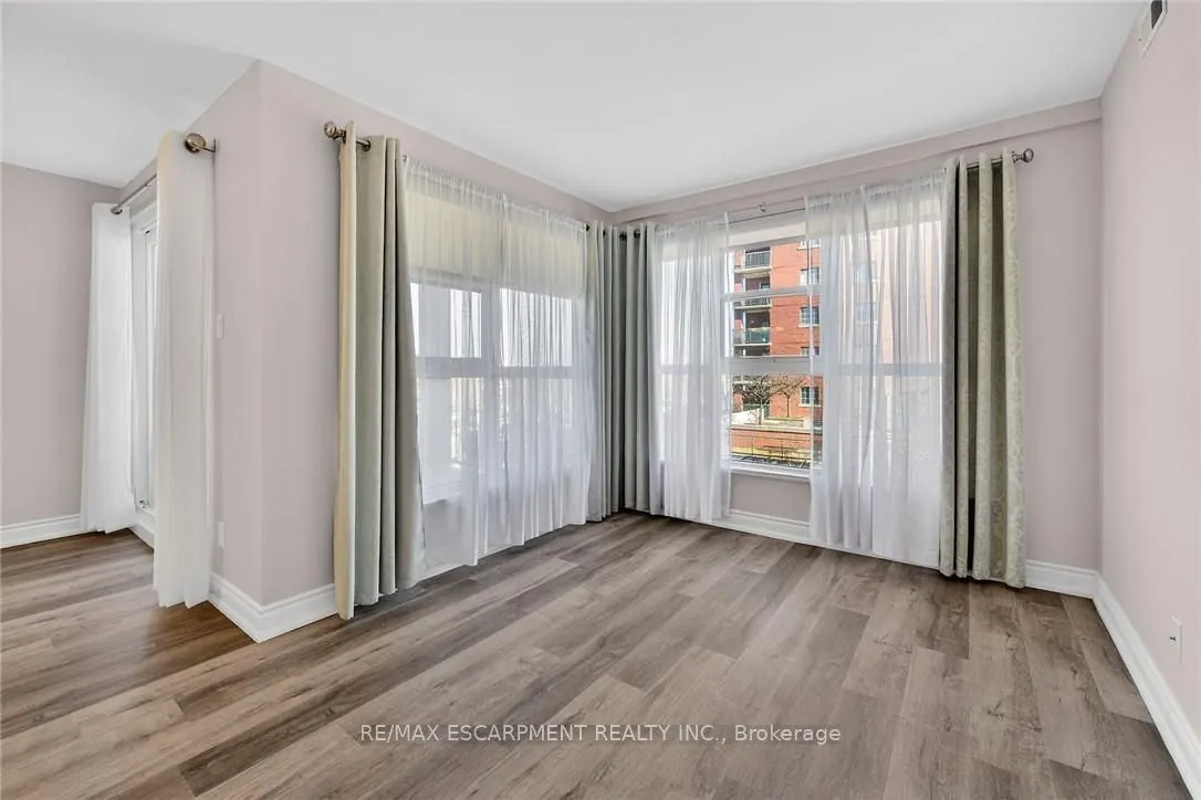 19 Lake Avenue S #303