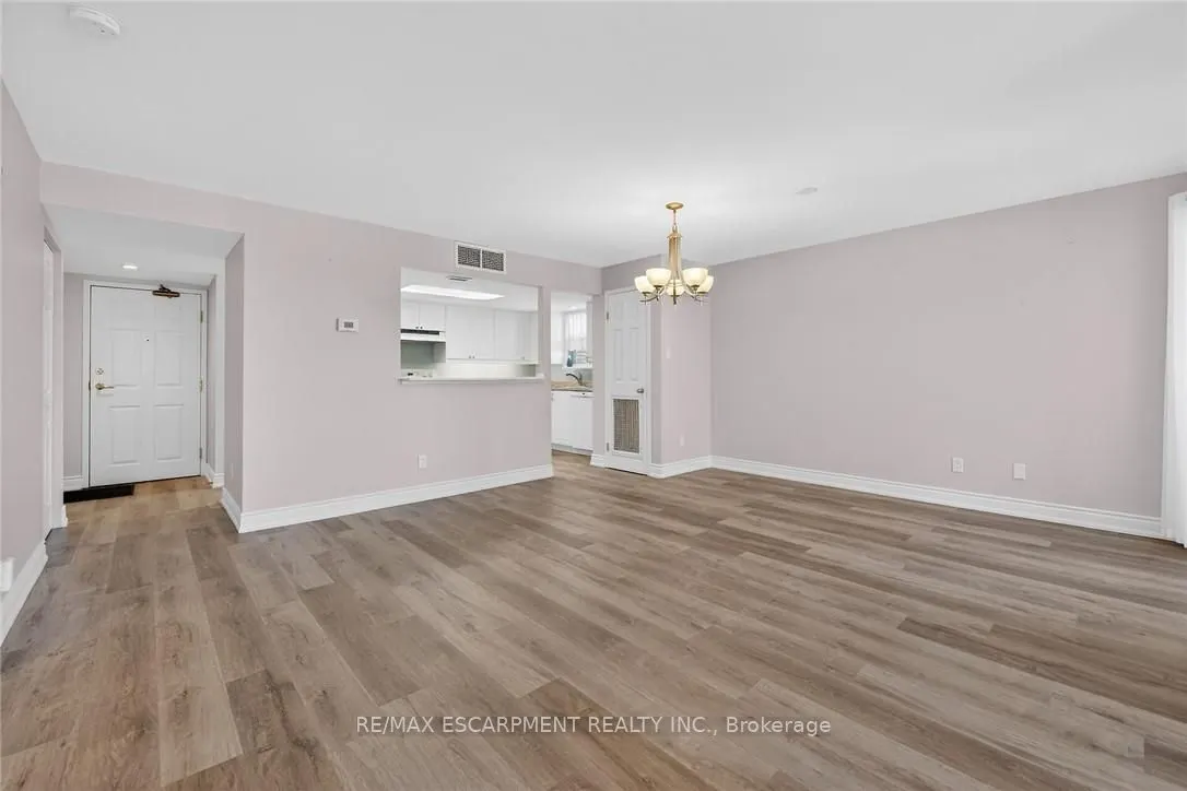 19 Lake Avenue S #303