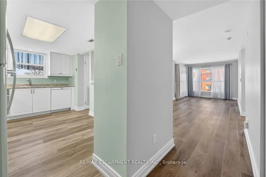 19 Lake Avenue S #303
