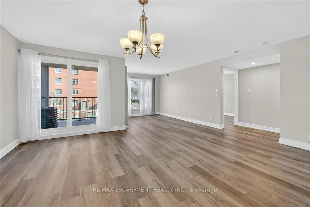 19 Lake Avenue S #303