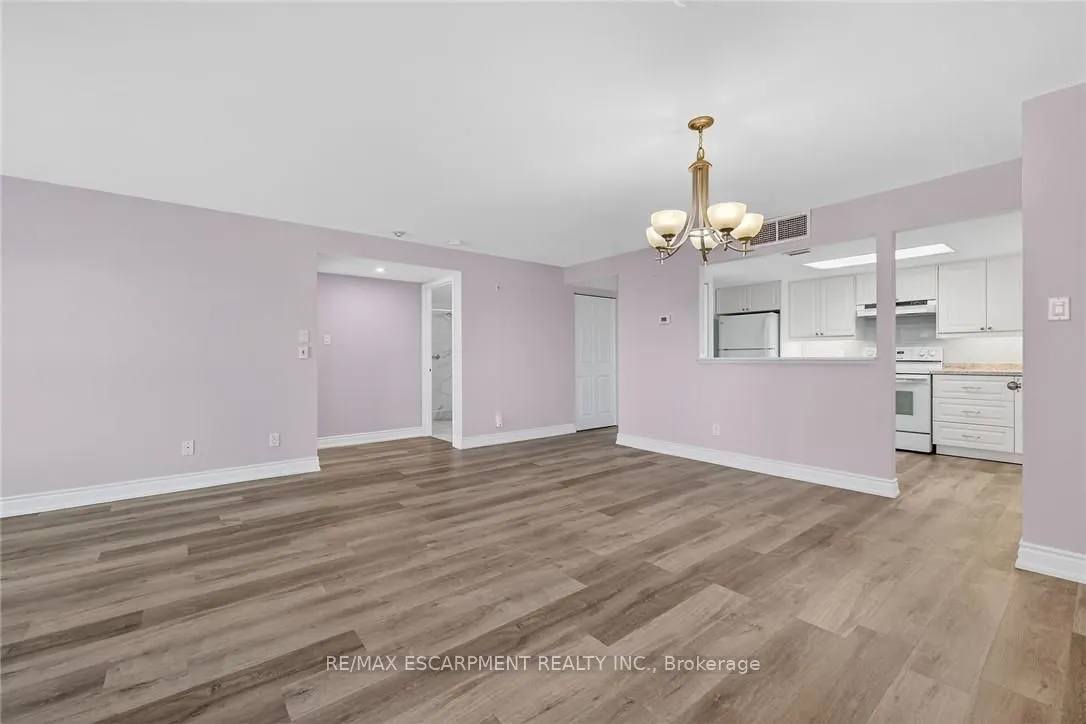 19 Lake Avenue S #303