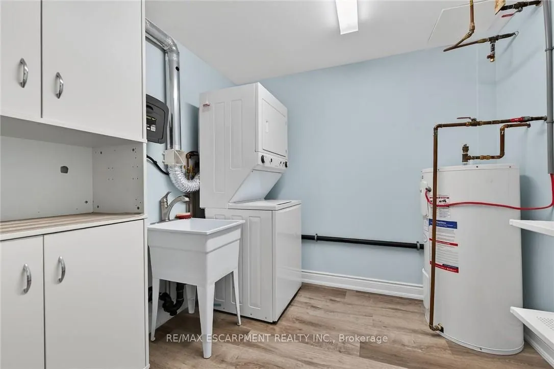 19 Lake Avenue S #303
