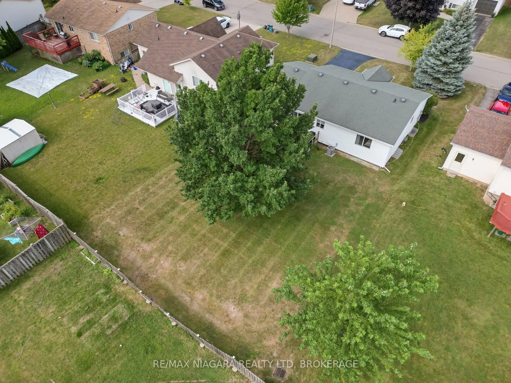 936 Colette Road