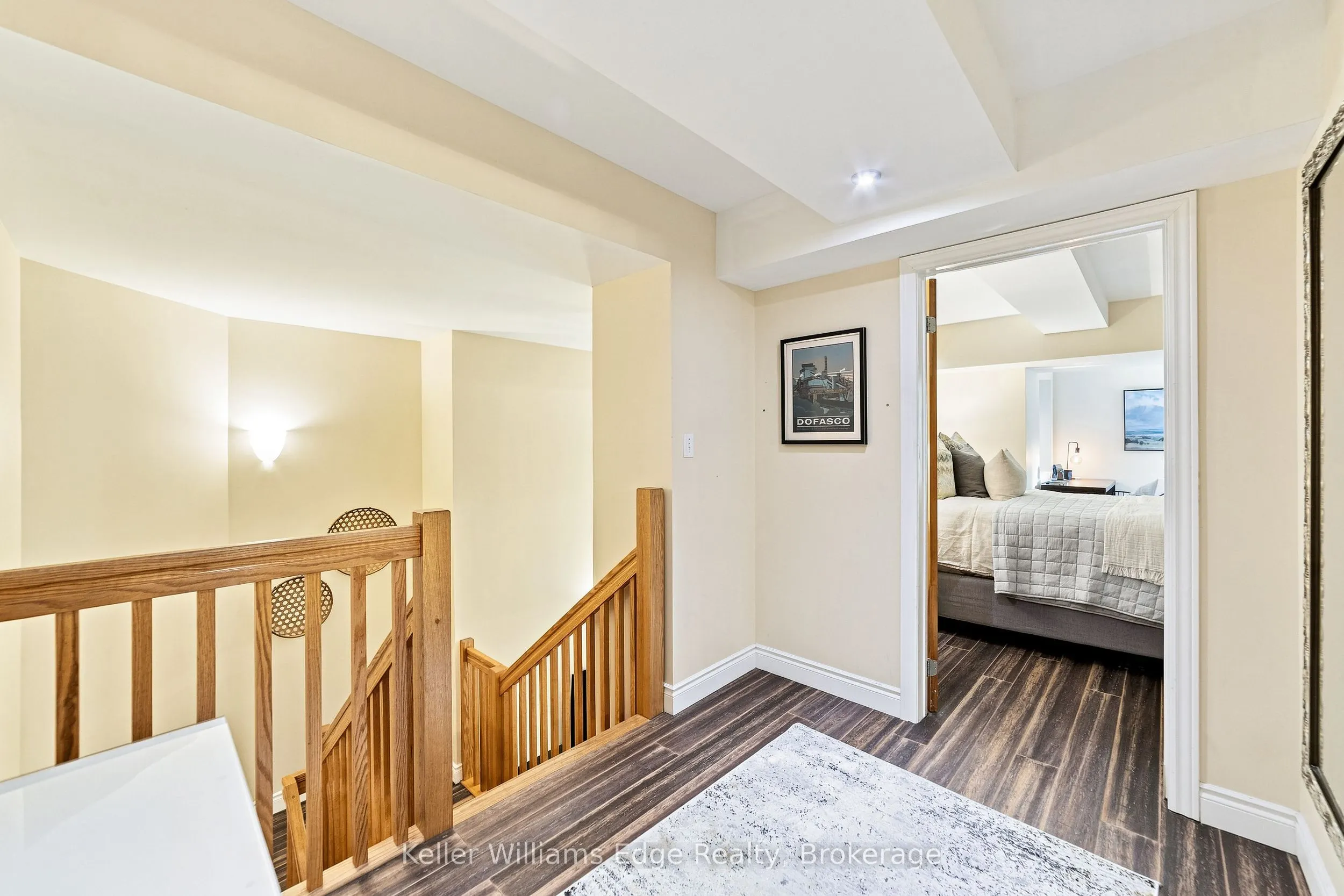 73 Garfield Avenue S #1D