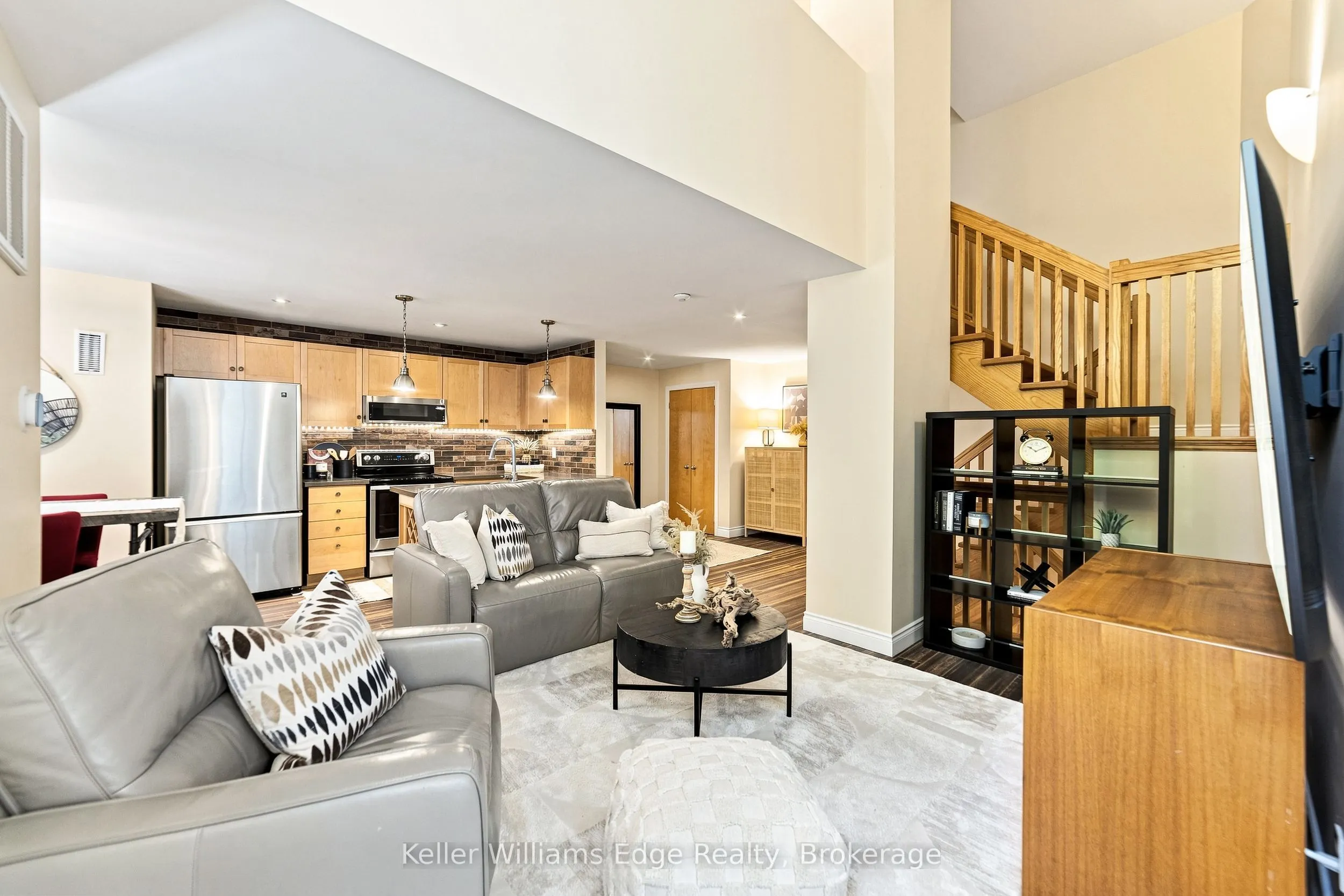 73 Garfield Avenue S #1D