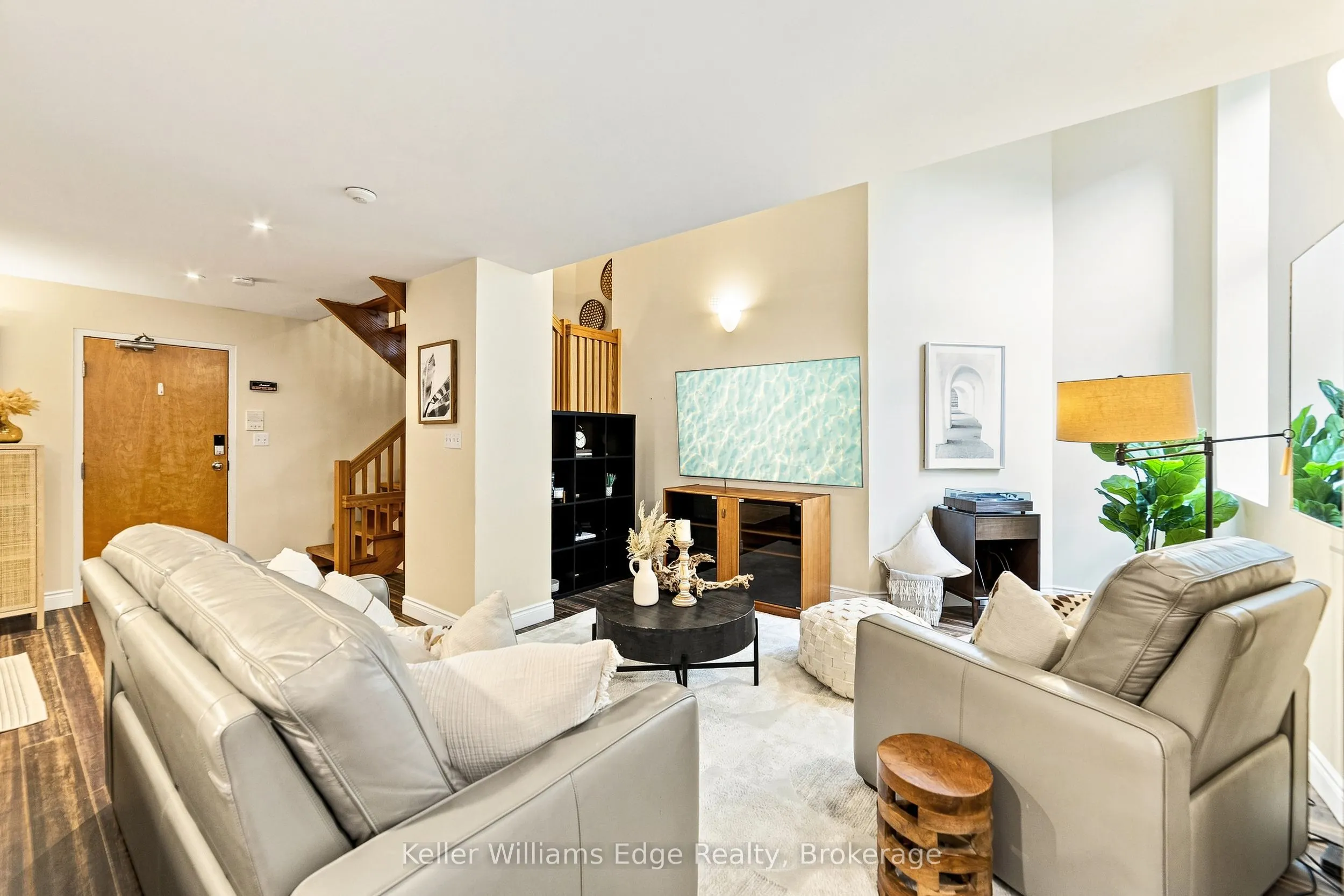 73 Garfield Avenue S #1D