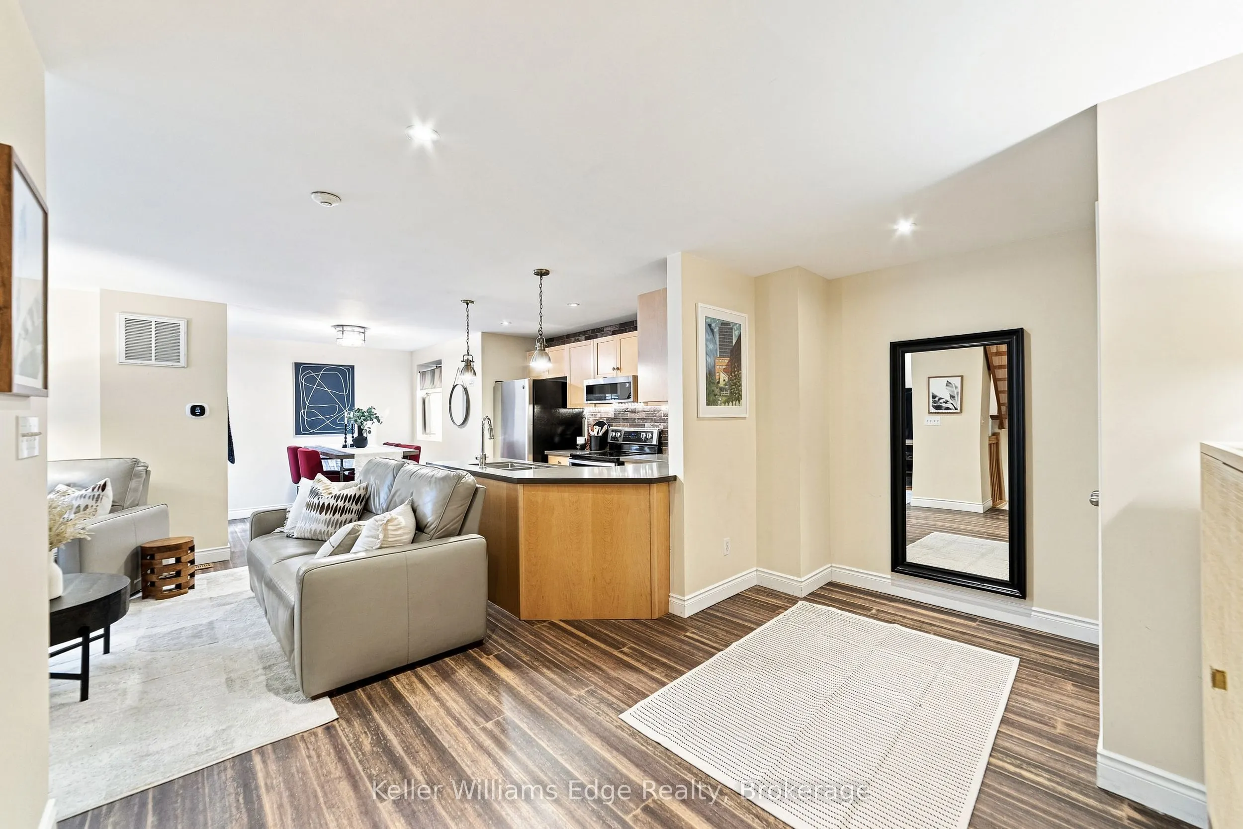 73 Garfield Avenue S #1D