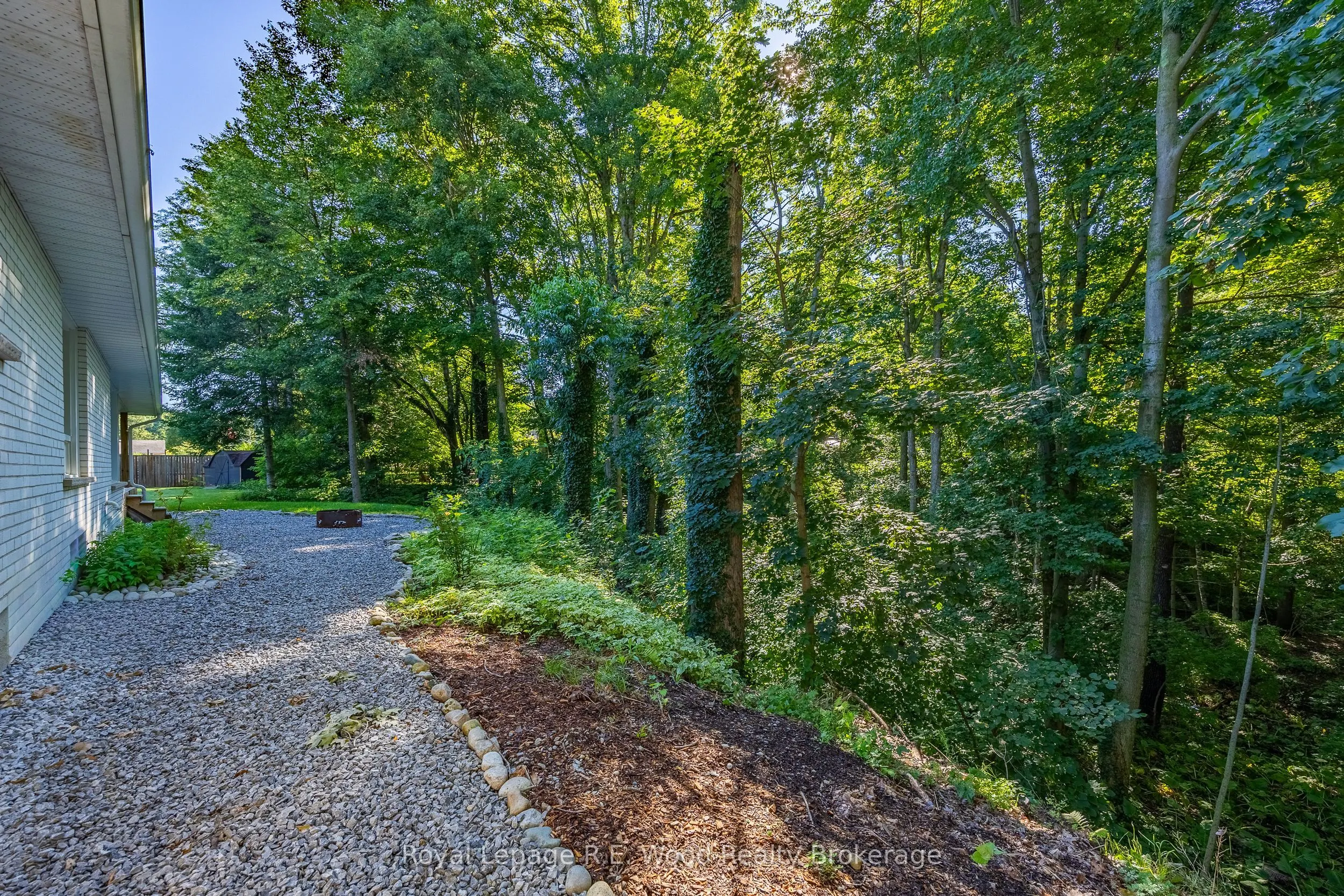 6 Highland Drive
