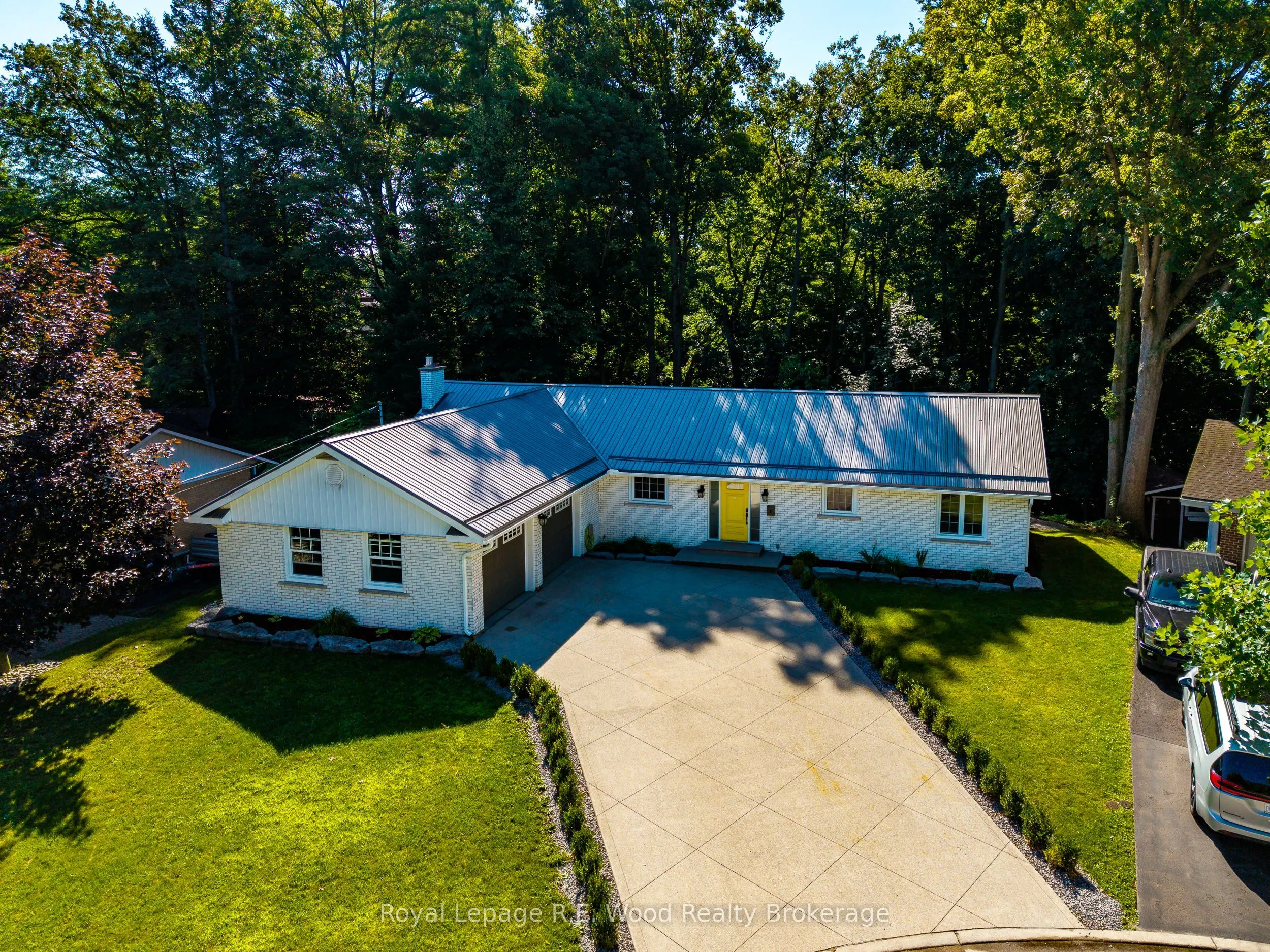 6 Highland Drive