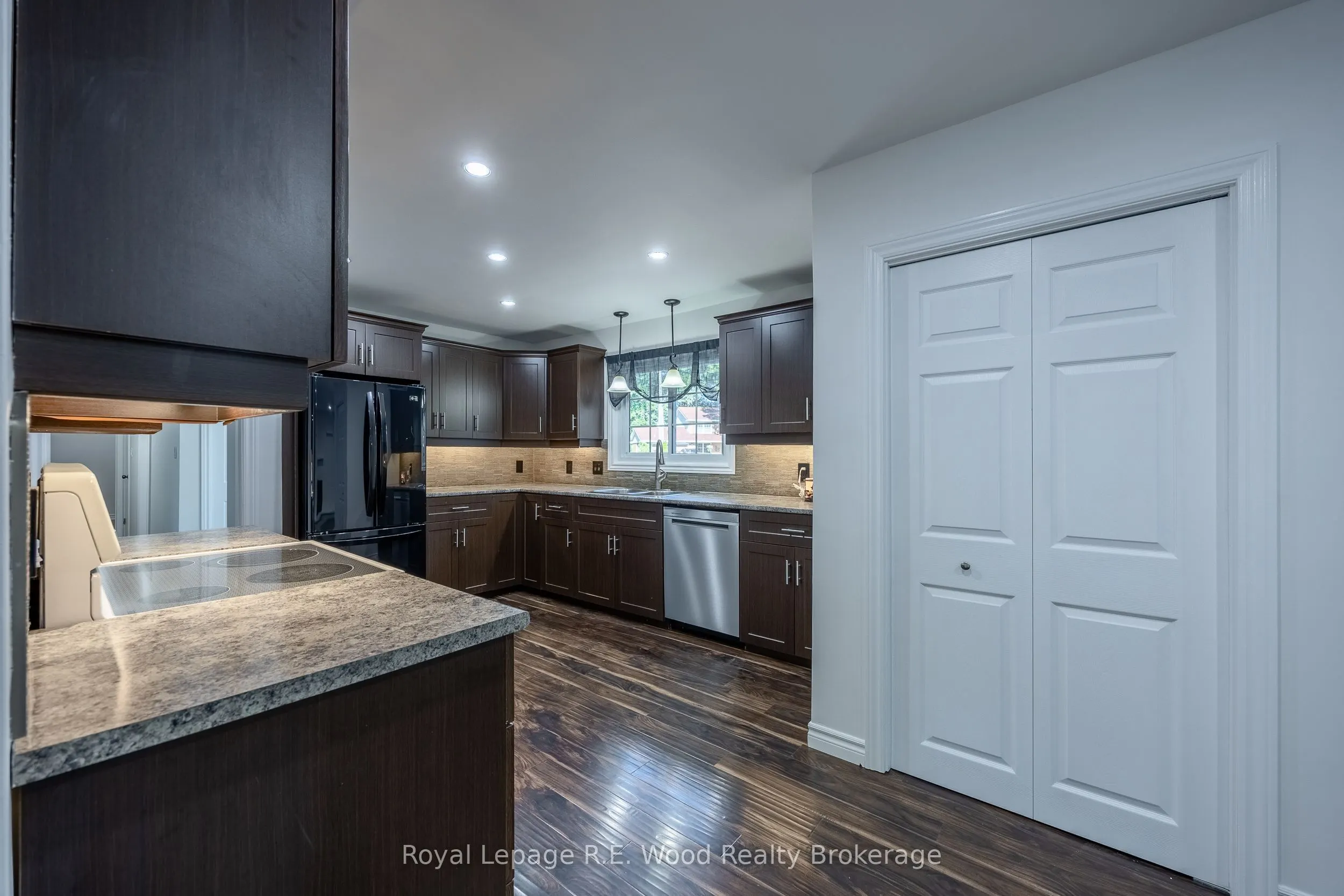 6 Highland Drive