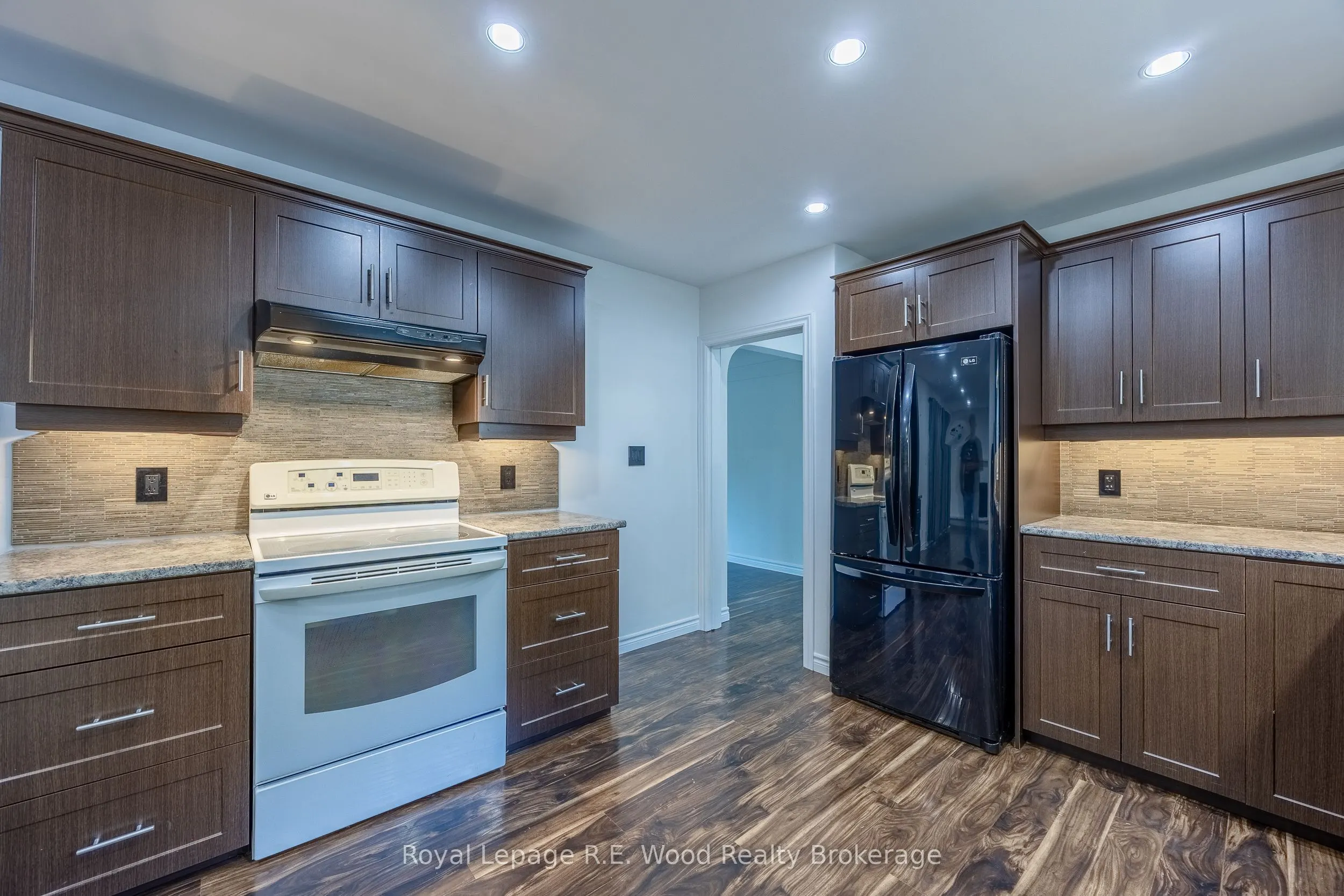 6 Highland Drive