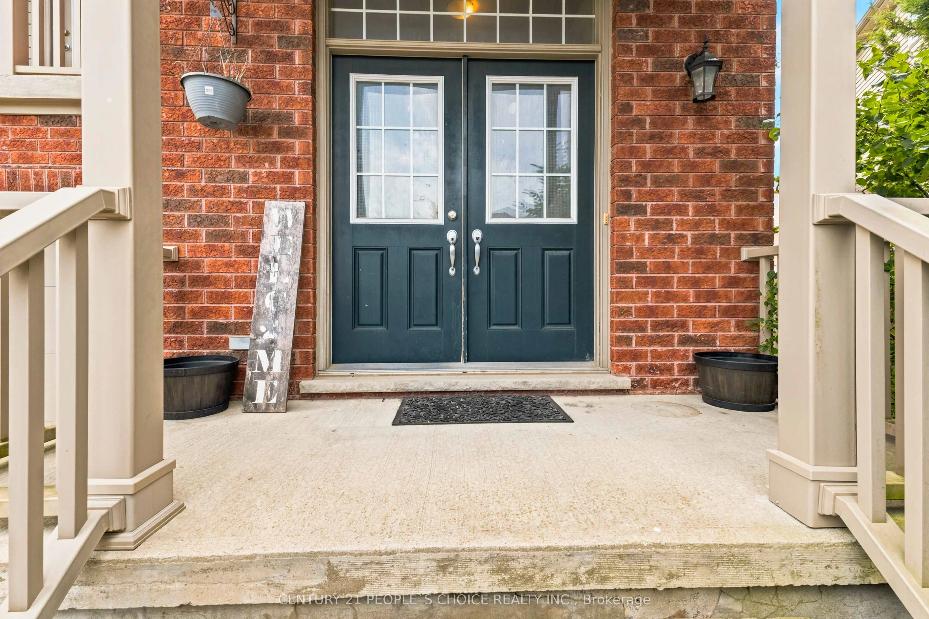 400 Skyline Avenue #15