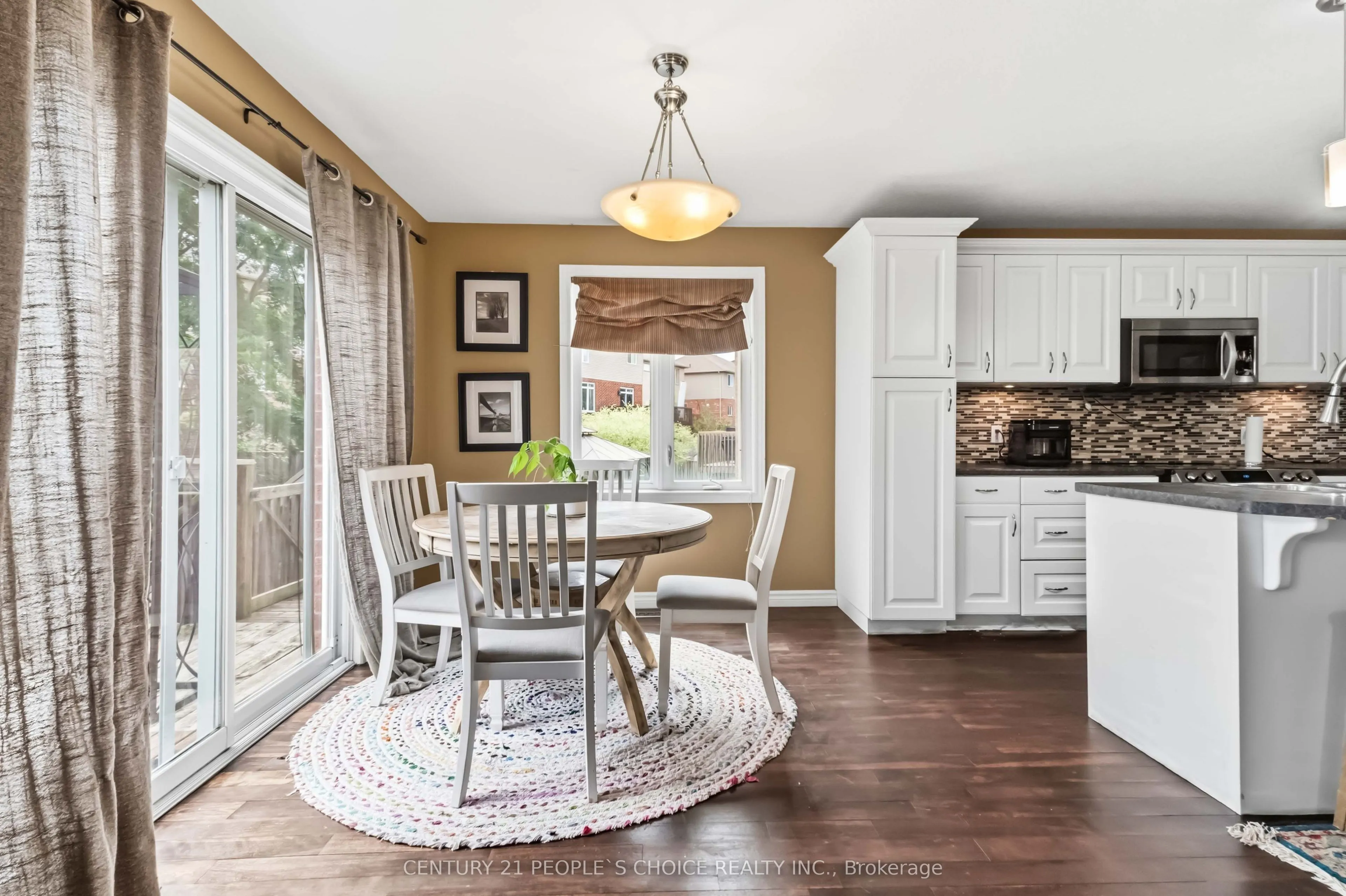 400 Skyline Avenue #15