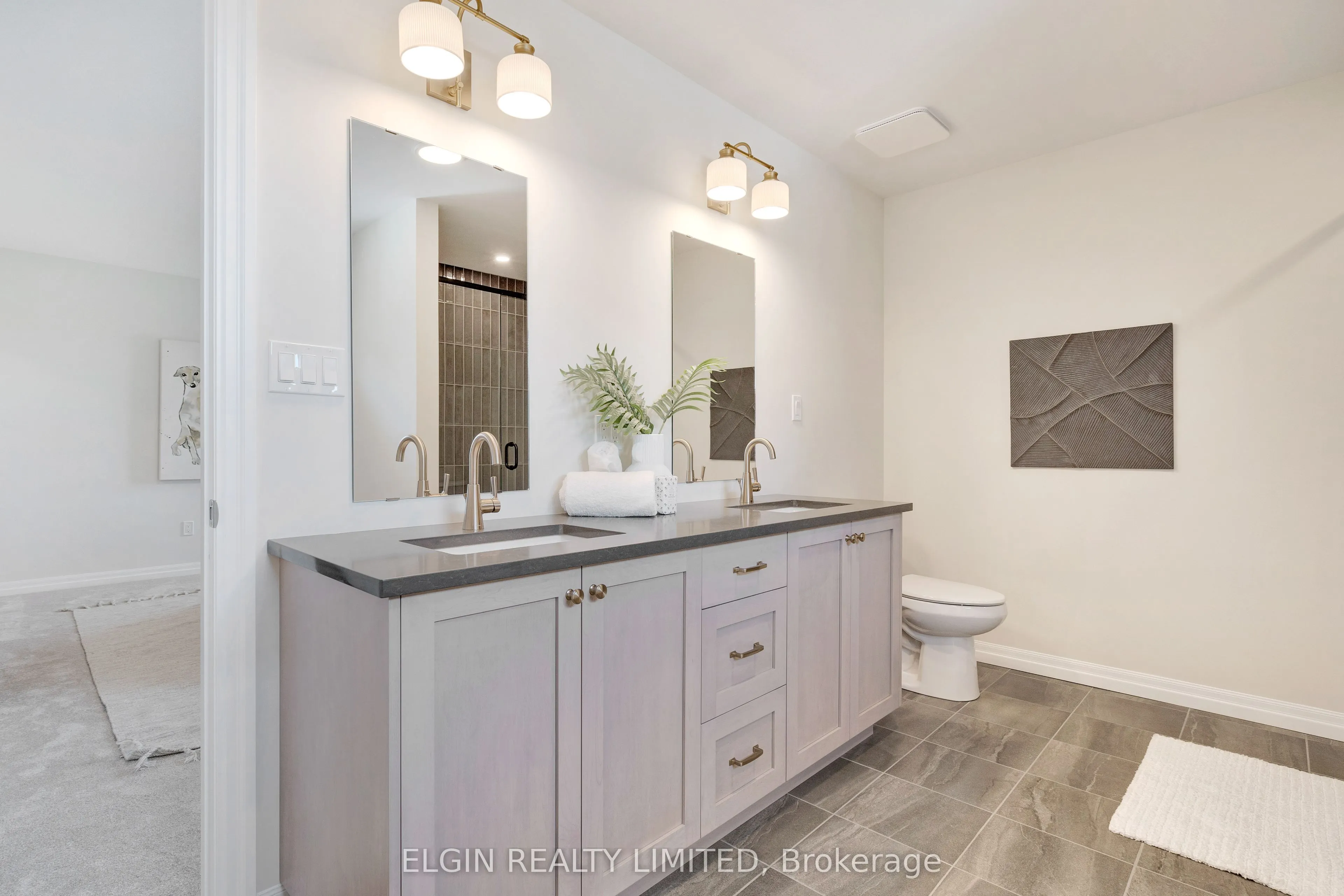 75 Hemlock Crescent