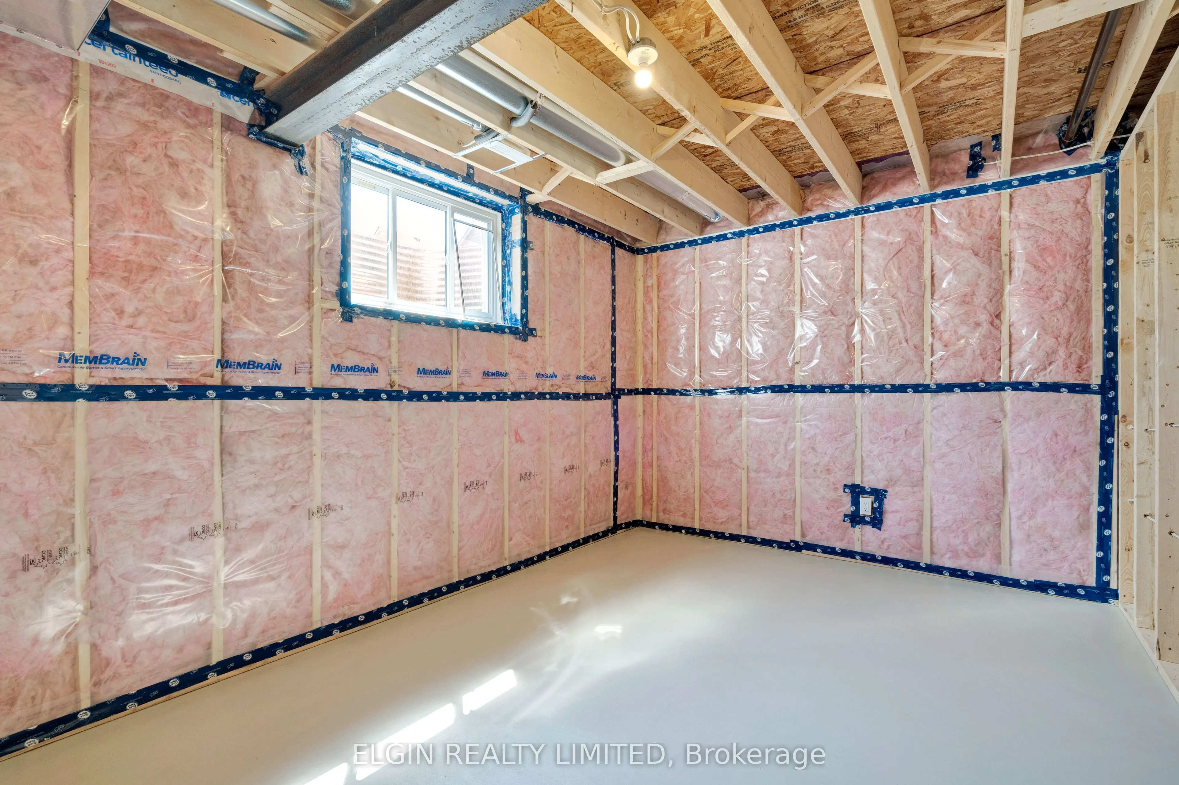 75 Hemlock Crescent