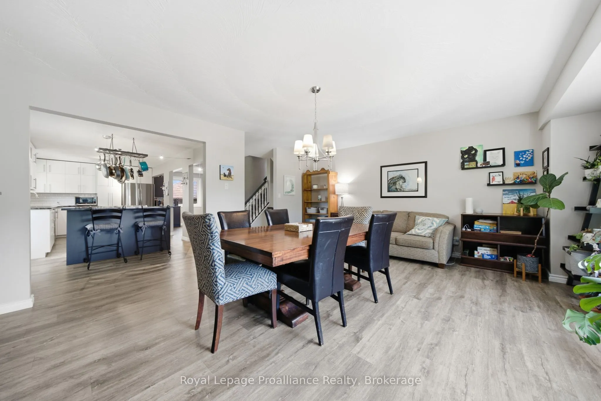 1698 Foxboro-Stirling Road