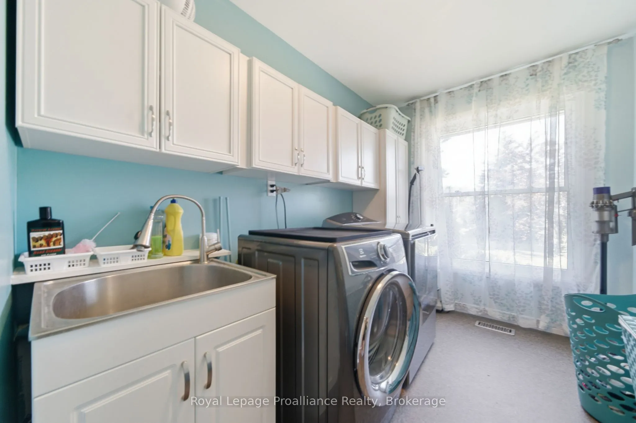 1698 Foxboro-Stirling Road