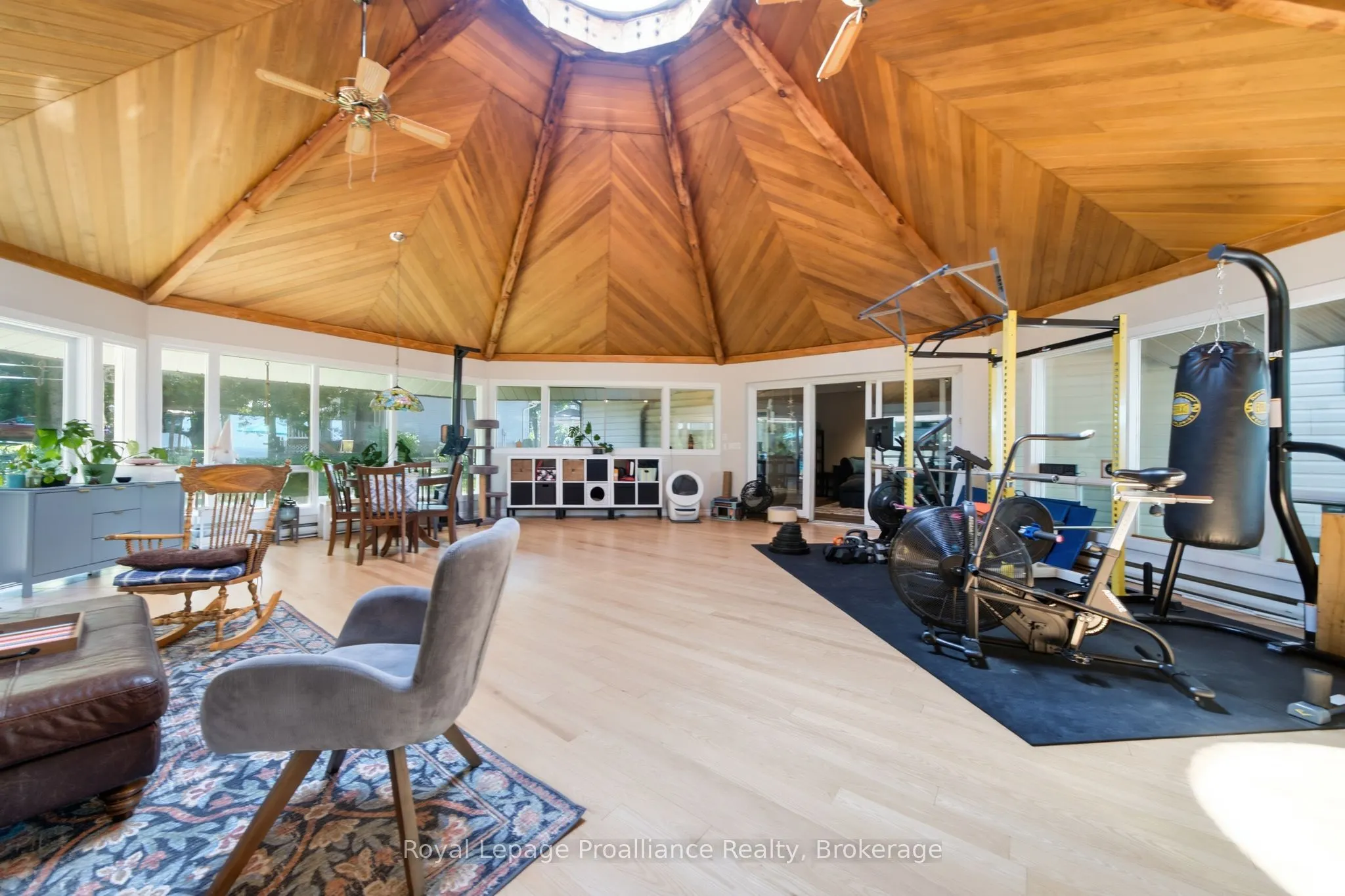 1698 Foxboro-Stirling Road