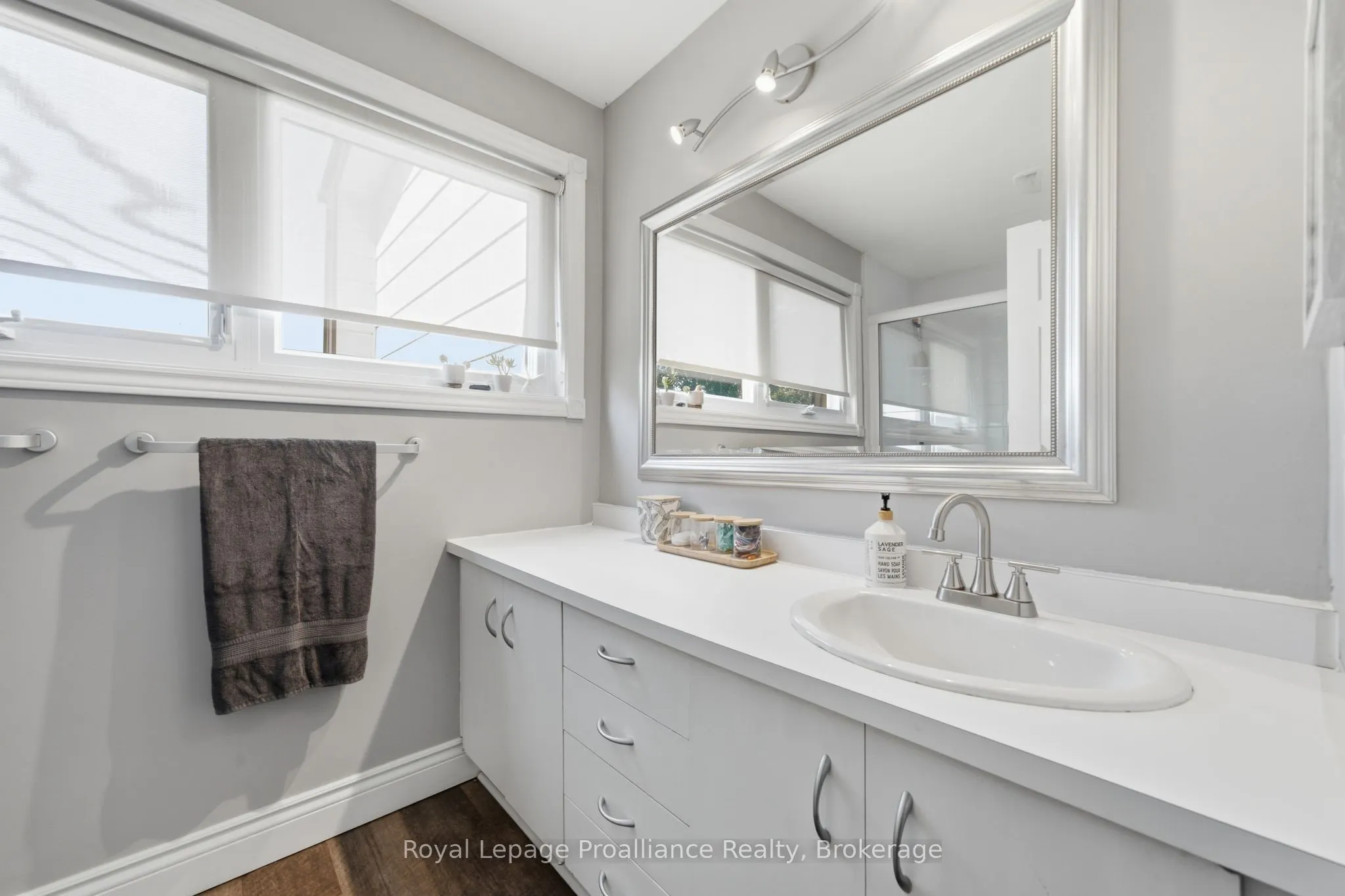 1698 Foxboro-Stirling Road