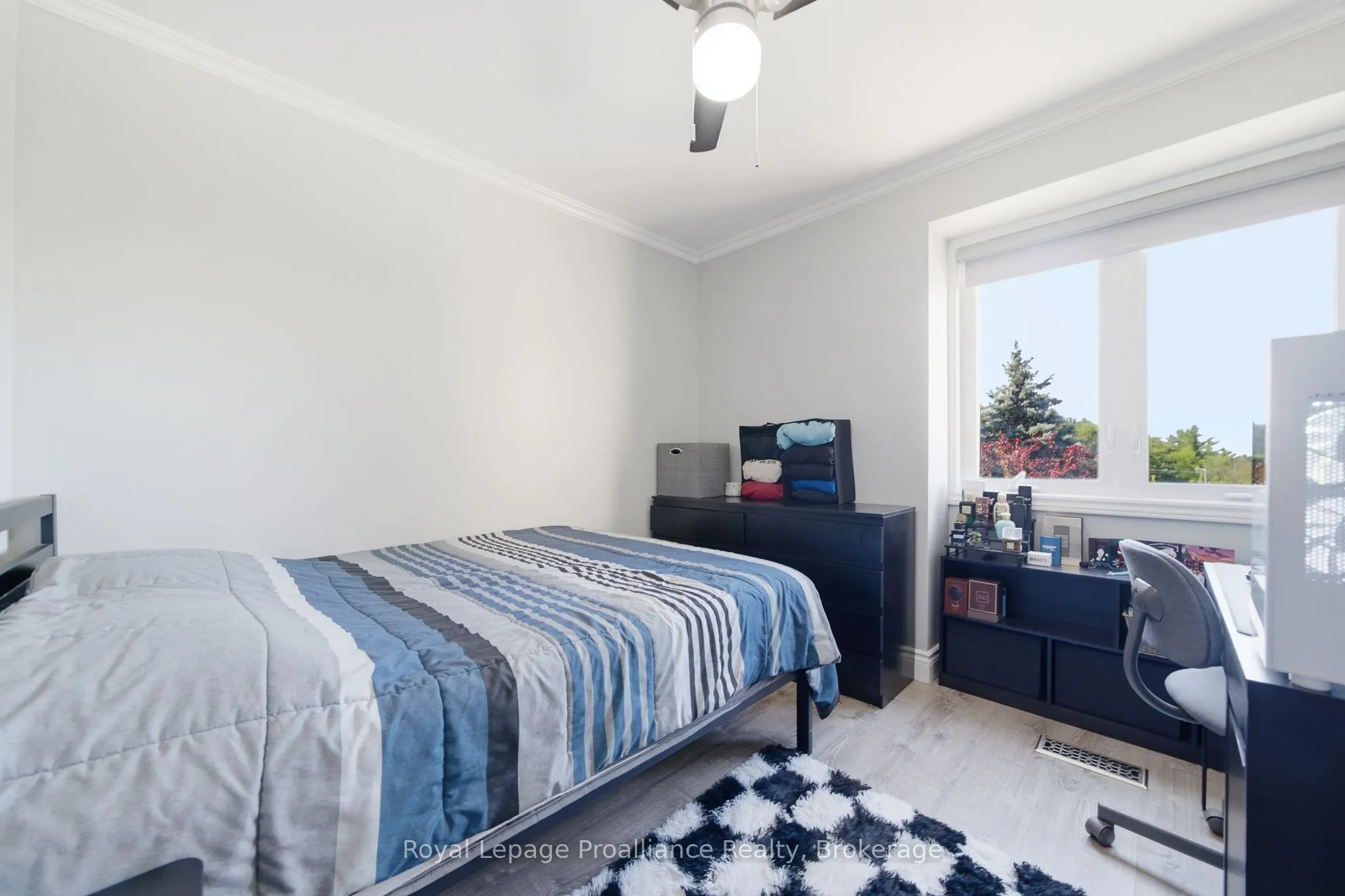 1698 Foxboro-Stirling Road