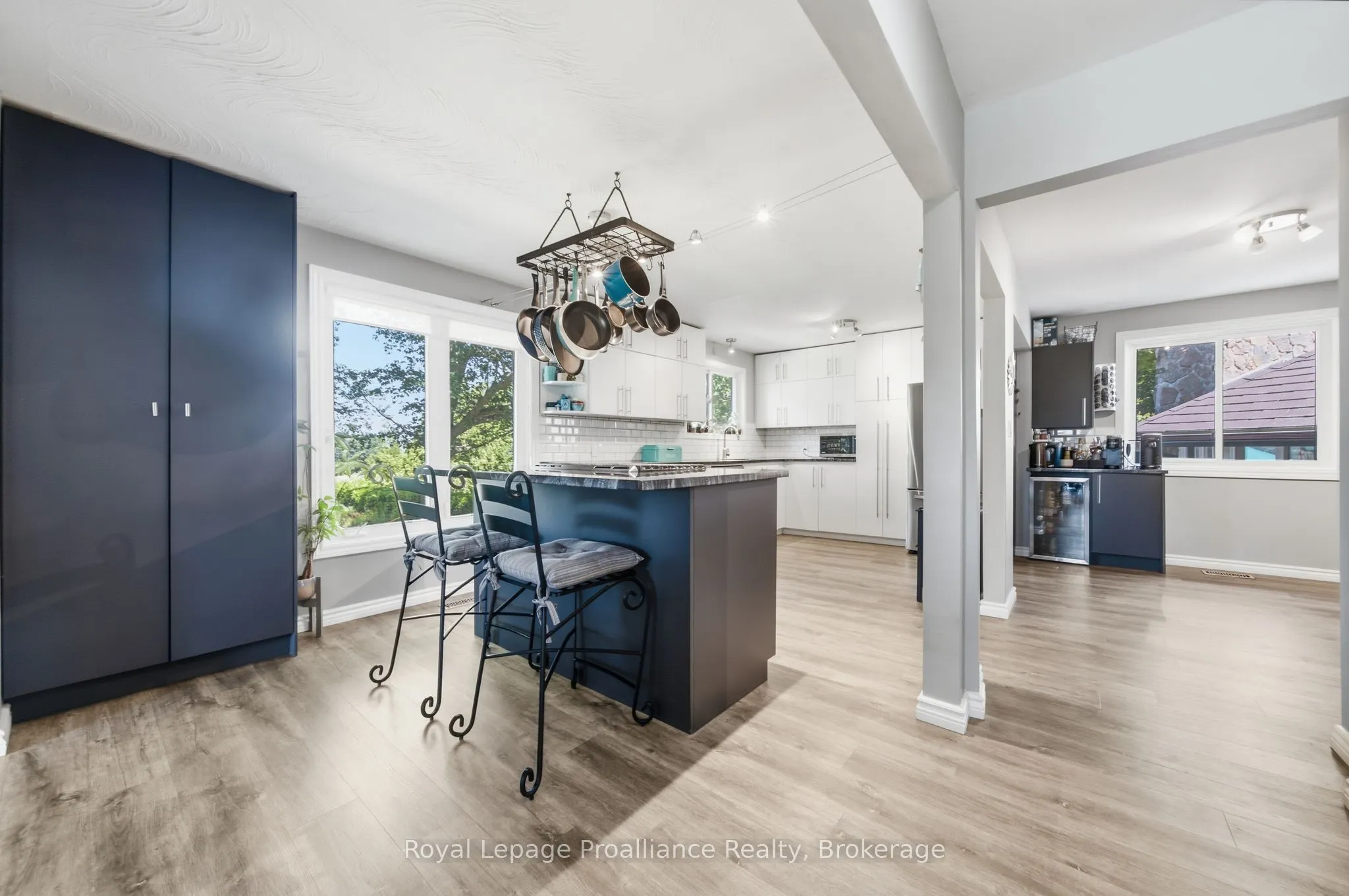 1698 Foxboro-Stirling Road
