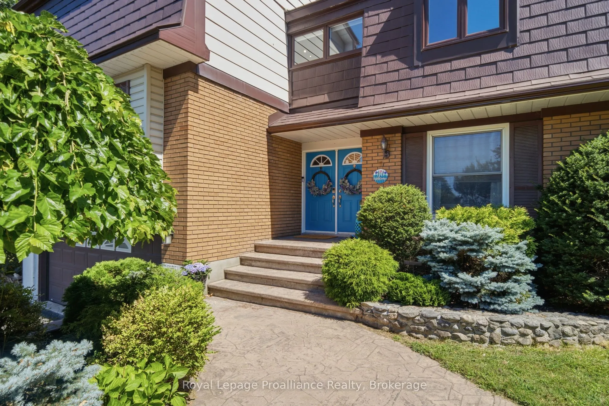 1698 Foxboro-Stirling Road