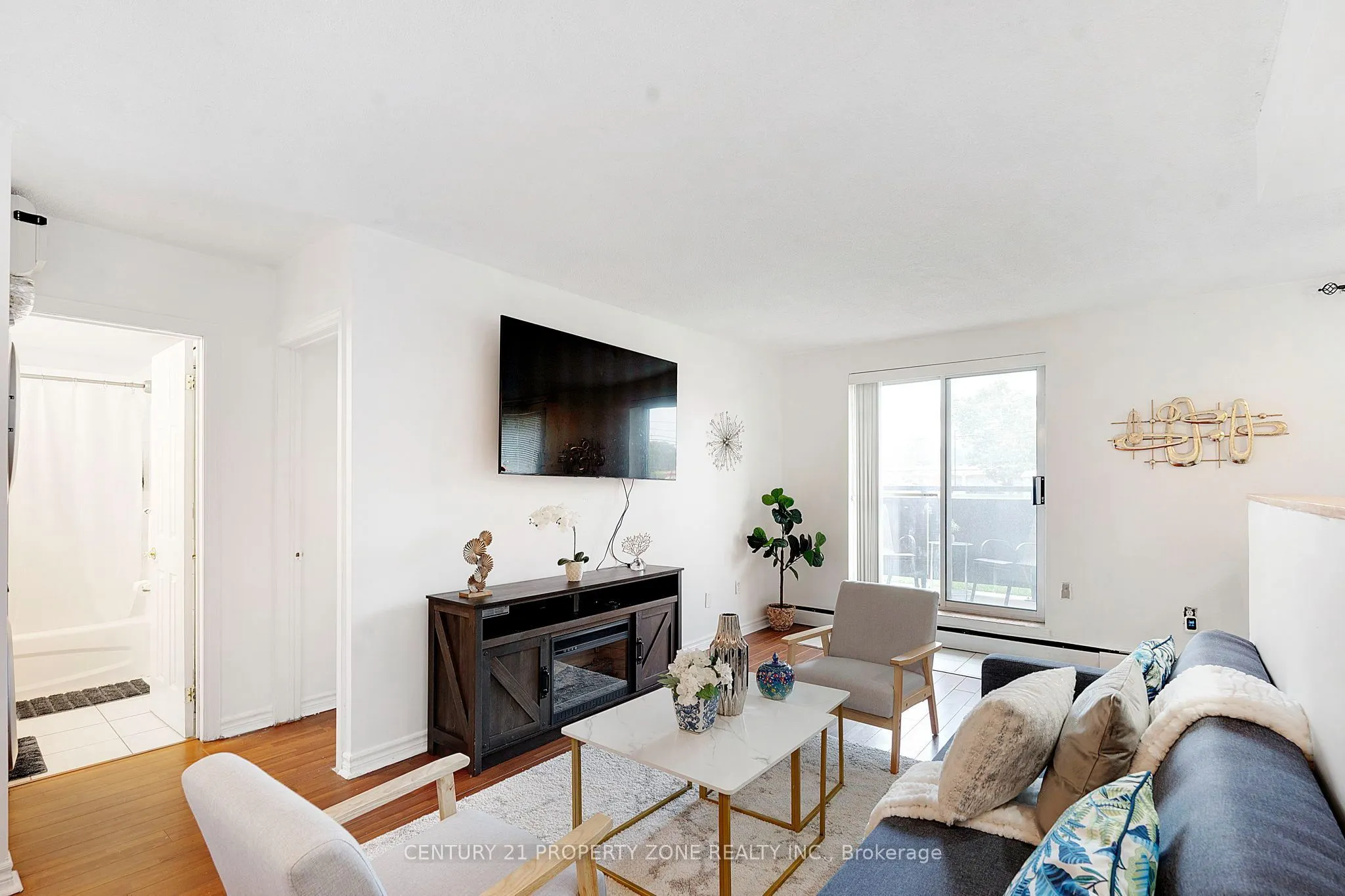 851 Queenston Road #105