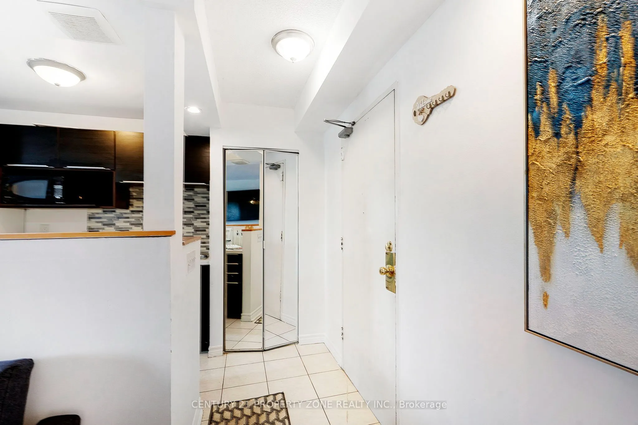 851 Queenston Road #105