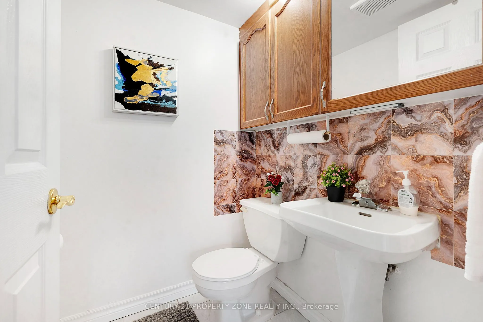 851 Queenston Road #105