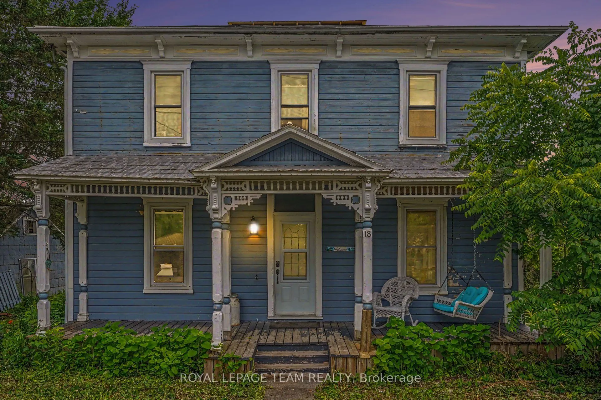18 Moffat Street