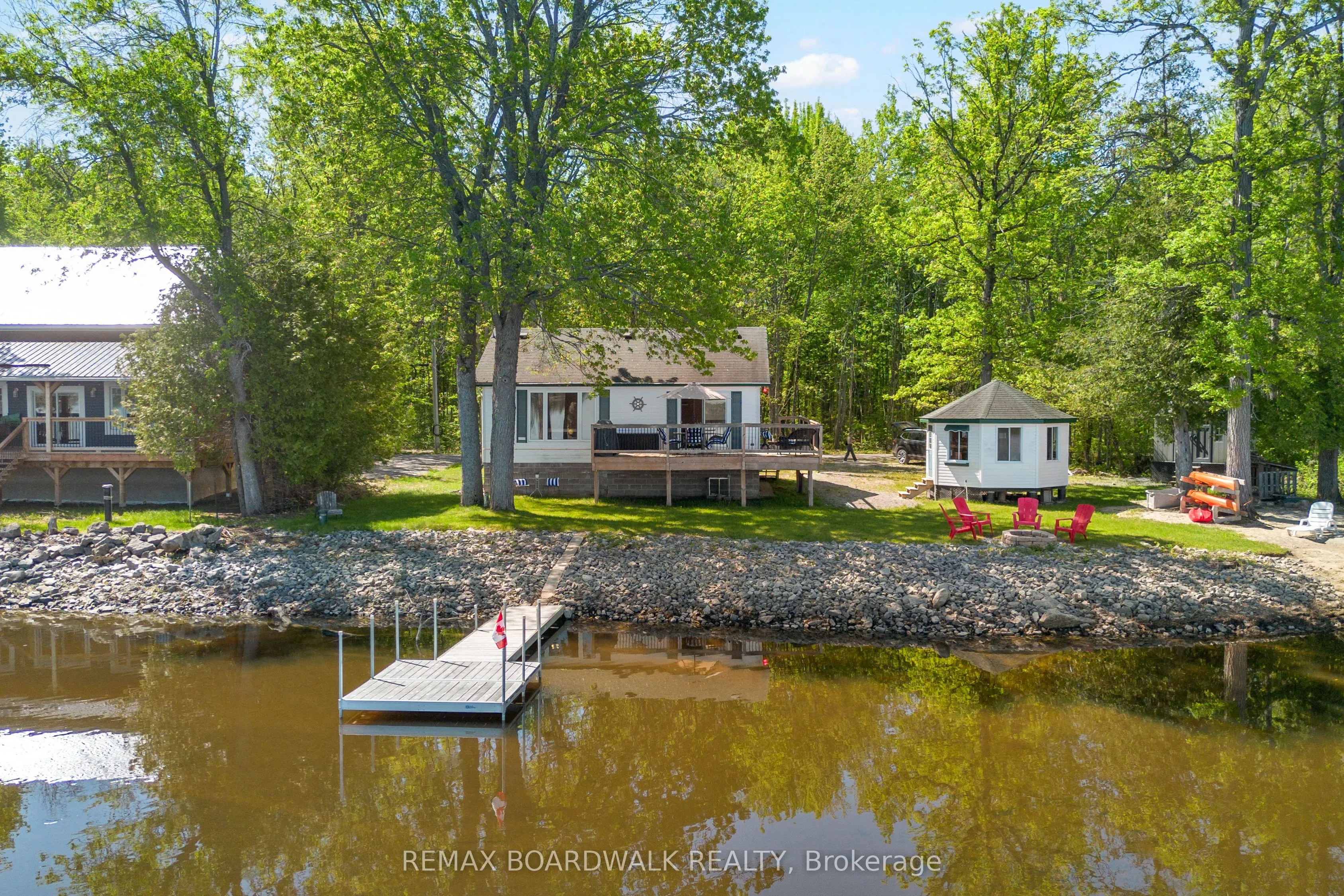 339 Leavoy Lane